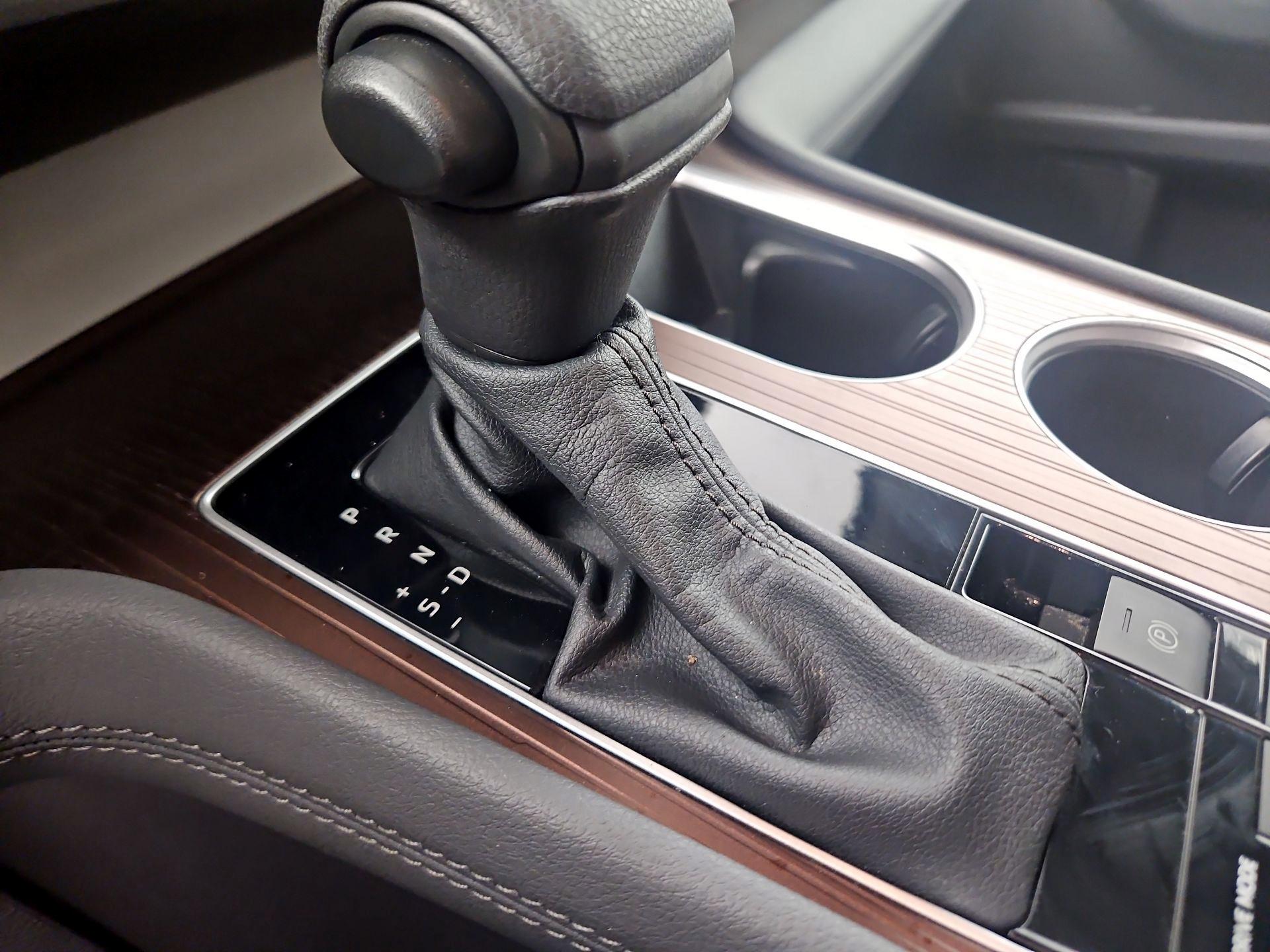 Thumbnail: 2024 Toyota Sienna - 17