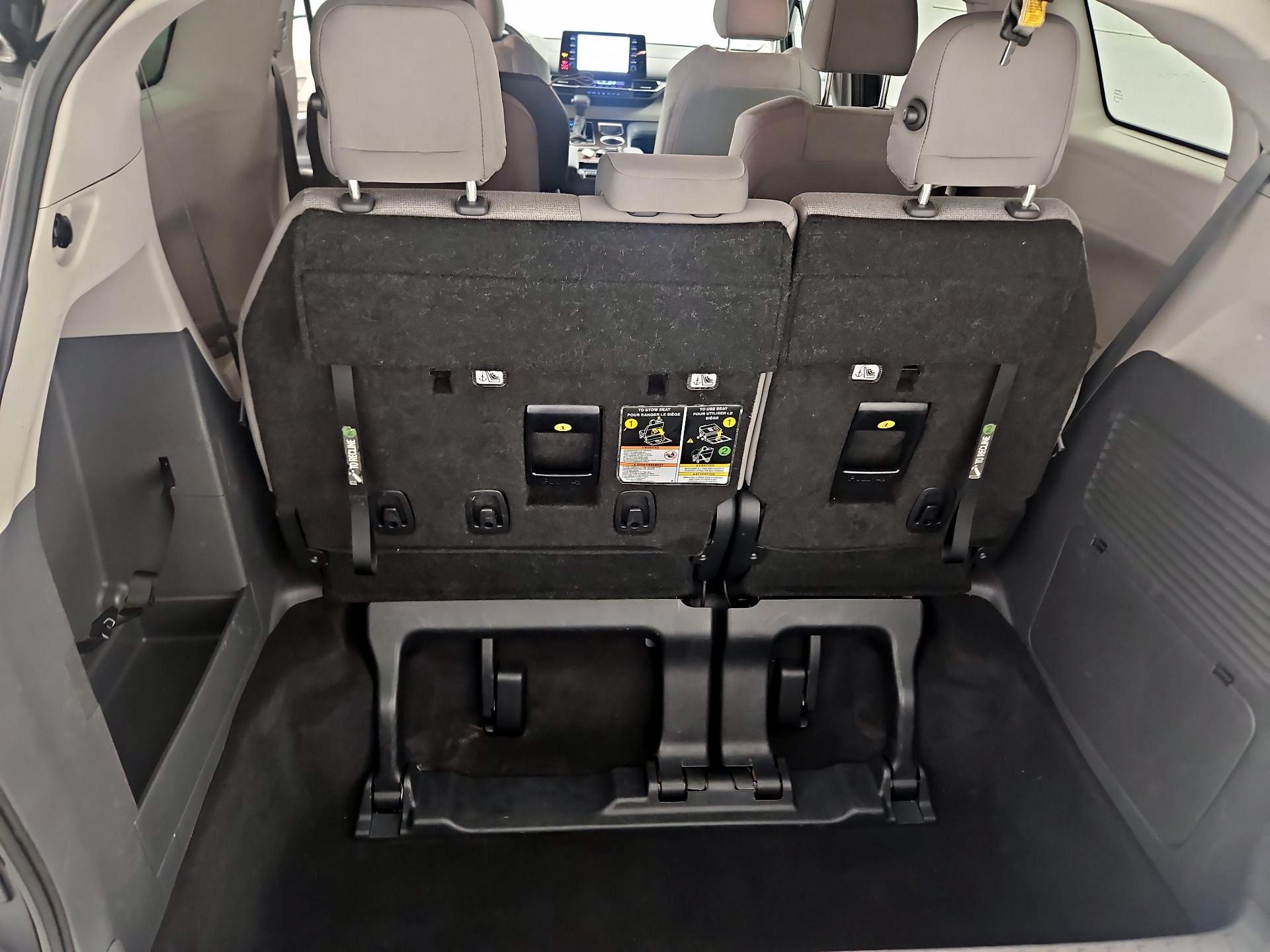 Thumbnail: 2024 Toyota Sienna - 19