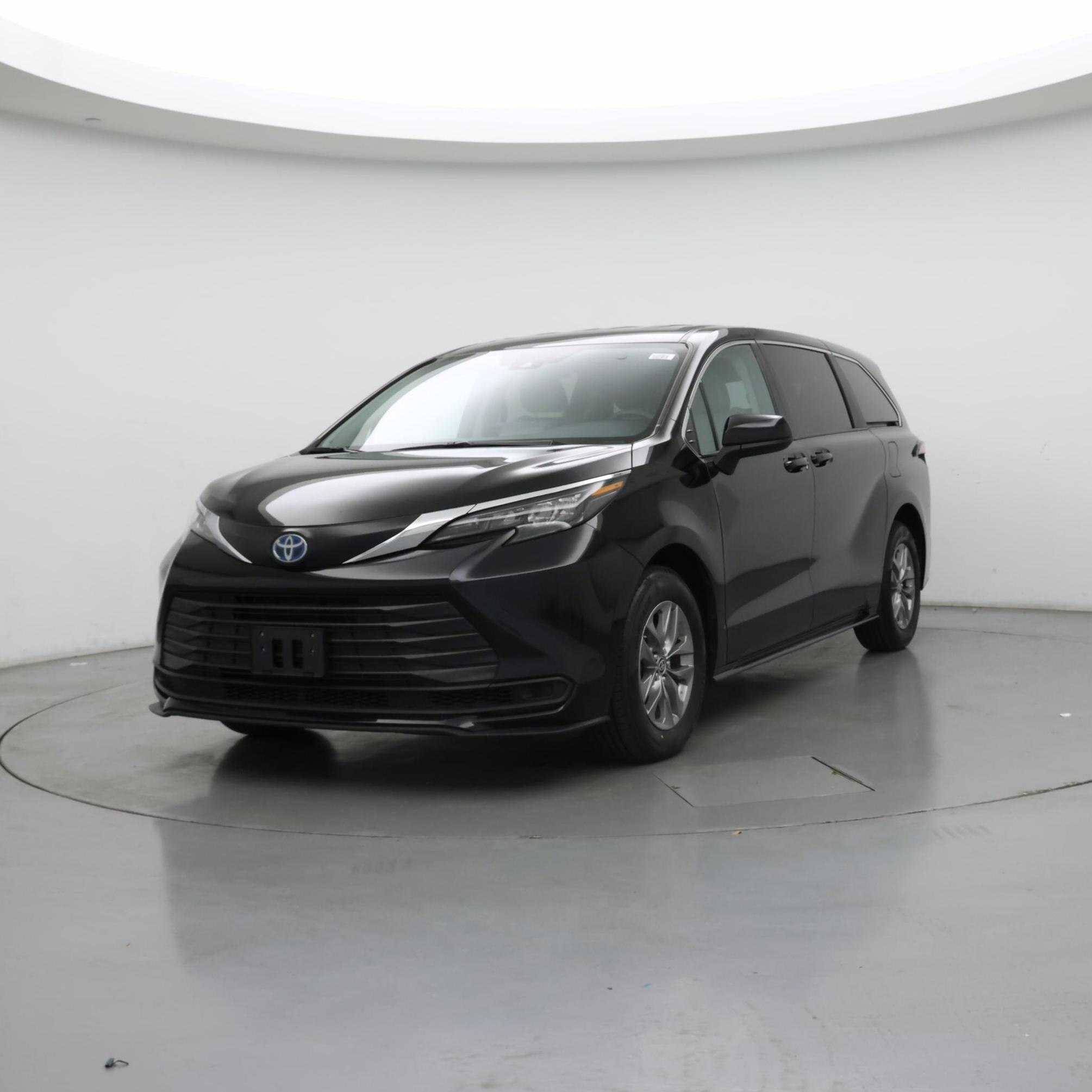 Thumbnail: 2024 Toyota Sienna - 4