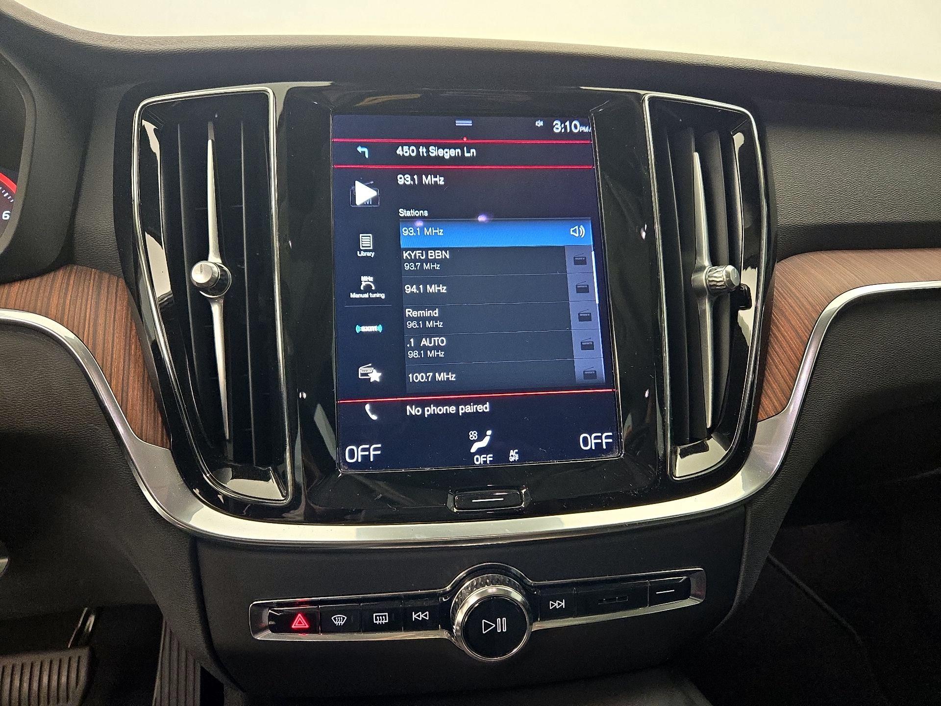 Thumbnail: 2022 Volvo S60 - 16