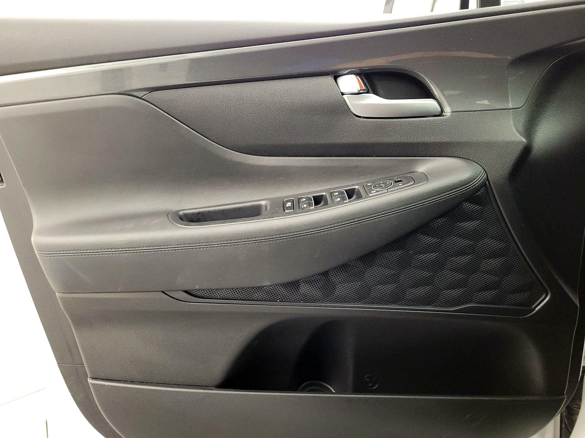 Thumbnail: 2023 Hyundai Santa Fe - 12