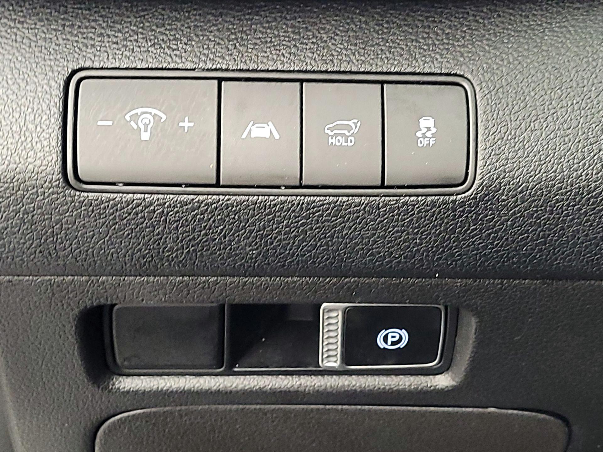 Thumbnail: 2023 Hyundai Santa Fe - 13