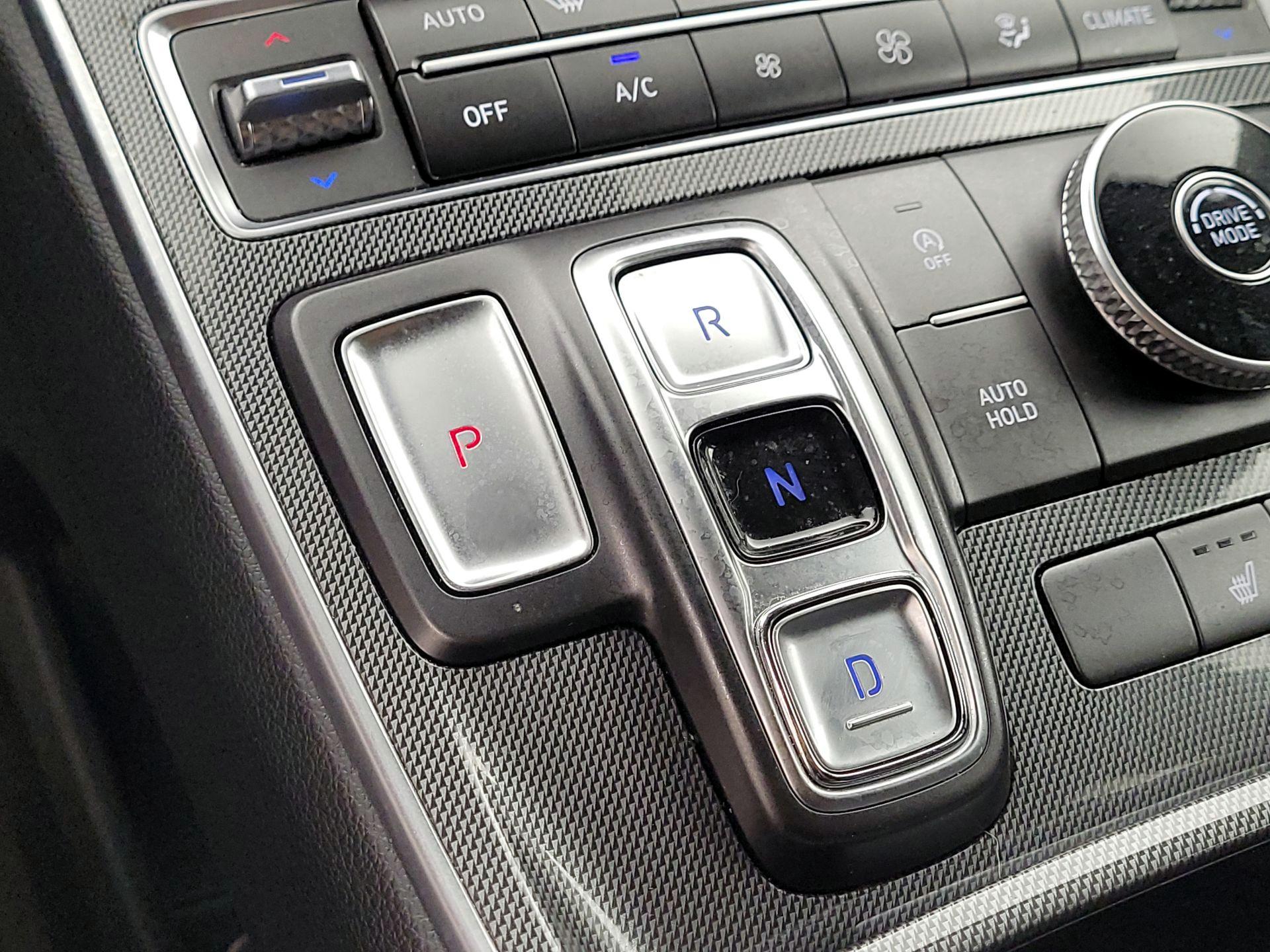 Thumbnail: 2023 Hyundai Santa Fe - 17