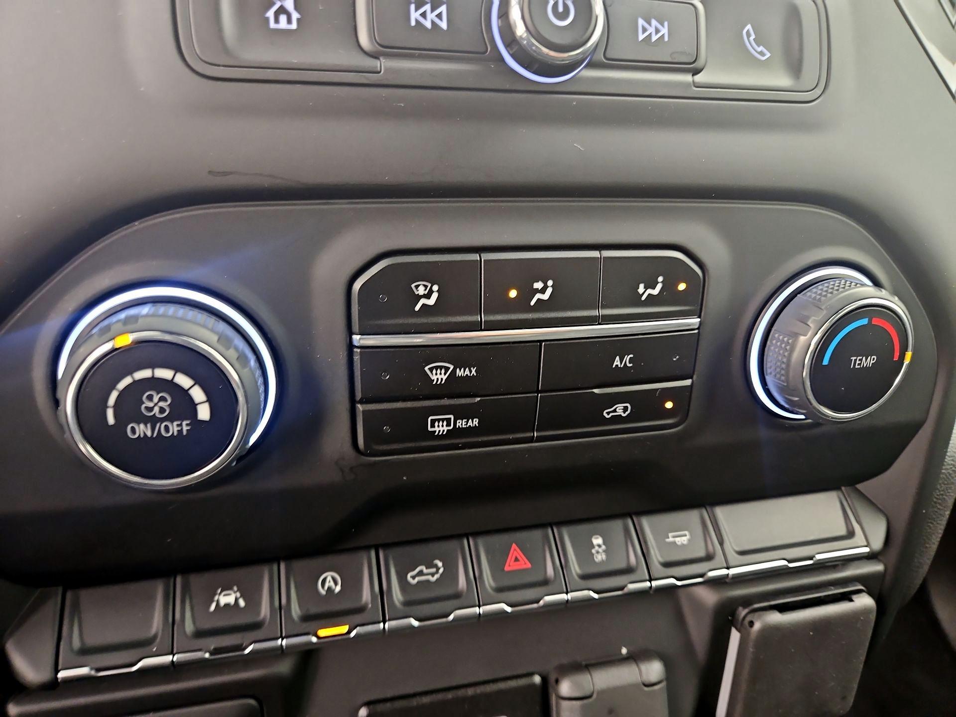 Thumbnail: 2024 Chevrolet Silverado 1500 - 16