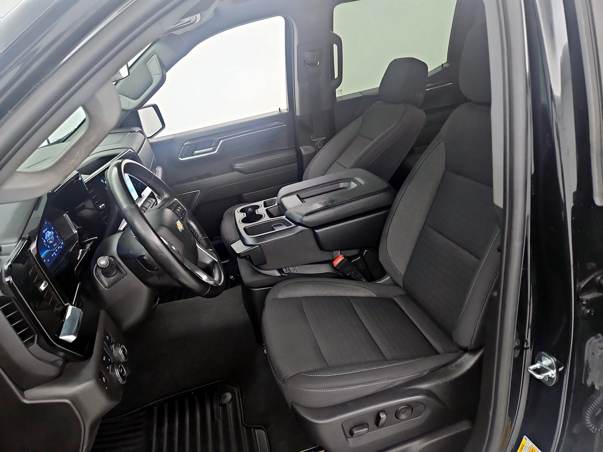 Thumbnail: 2023 Chevrolet Silverado 1500 - 11