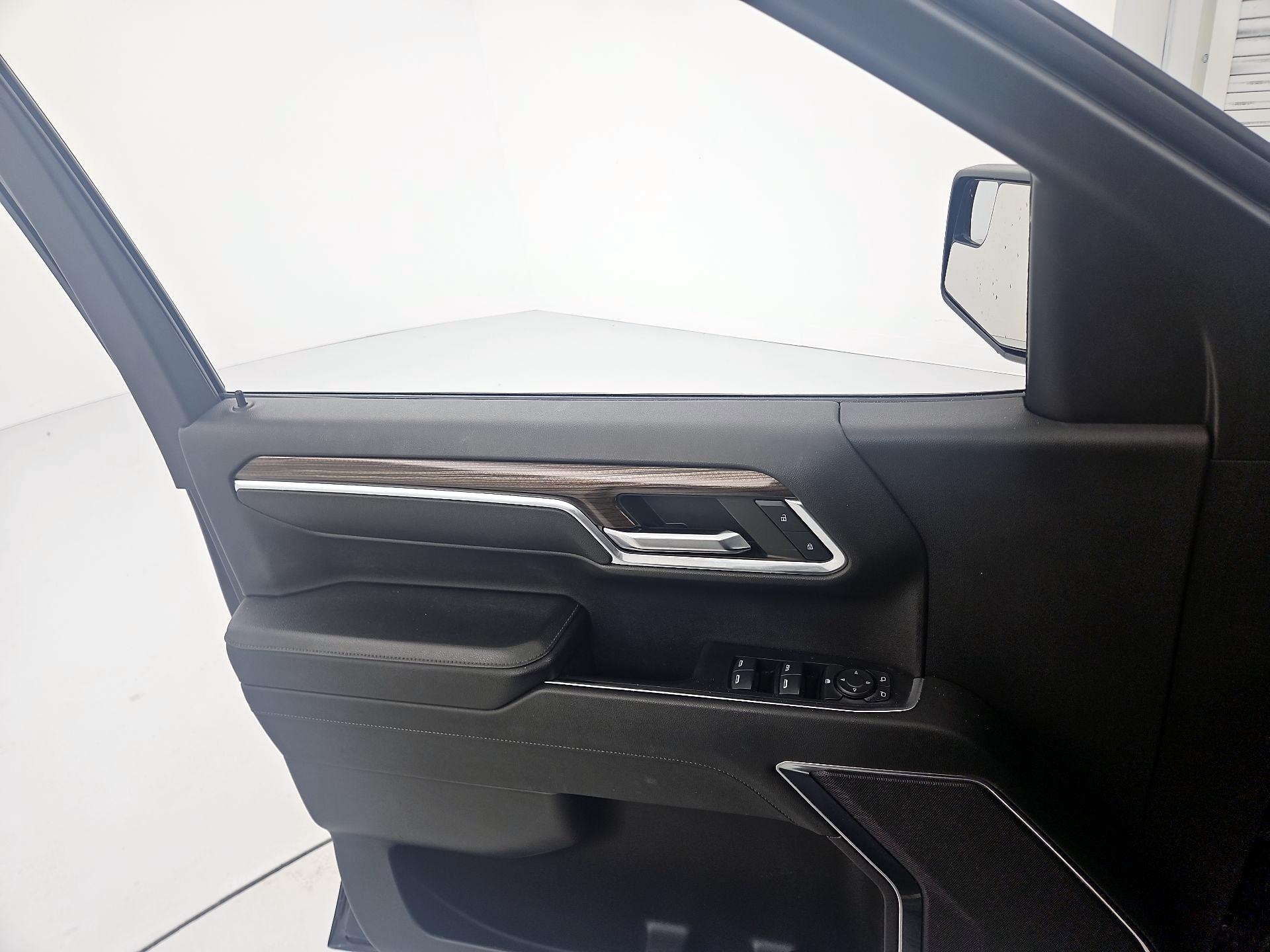 Thumbnail: 2023 Chevrolet Silverado 1500 - 12