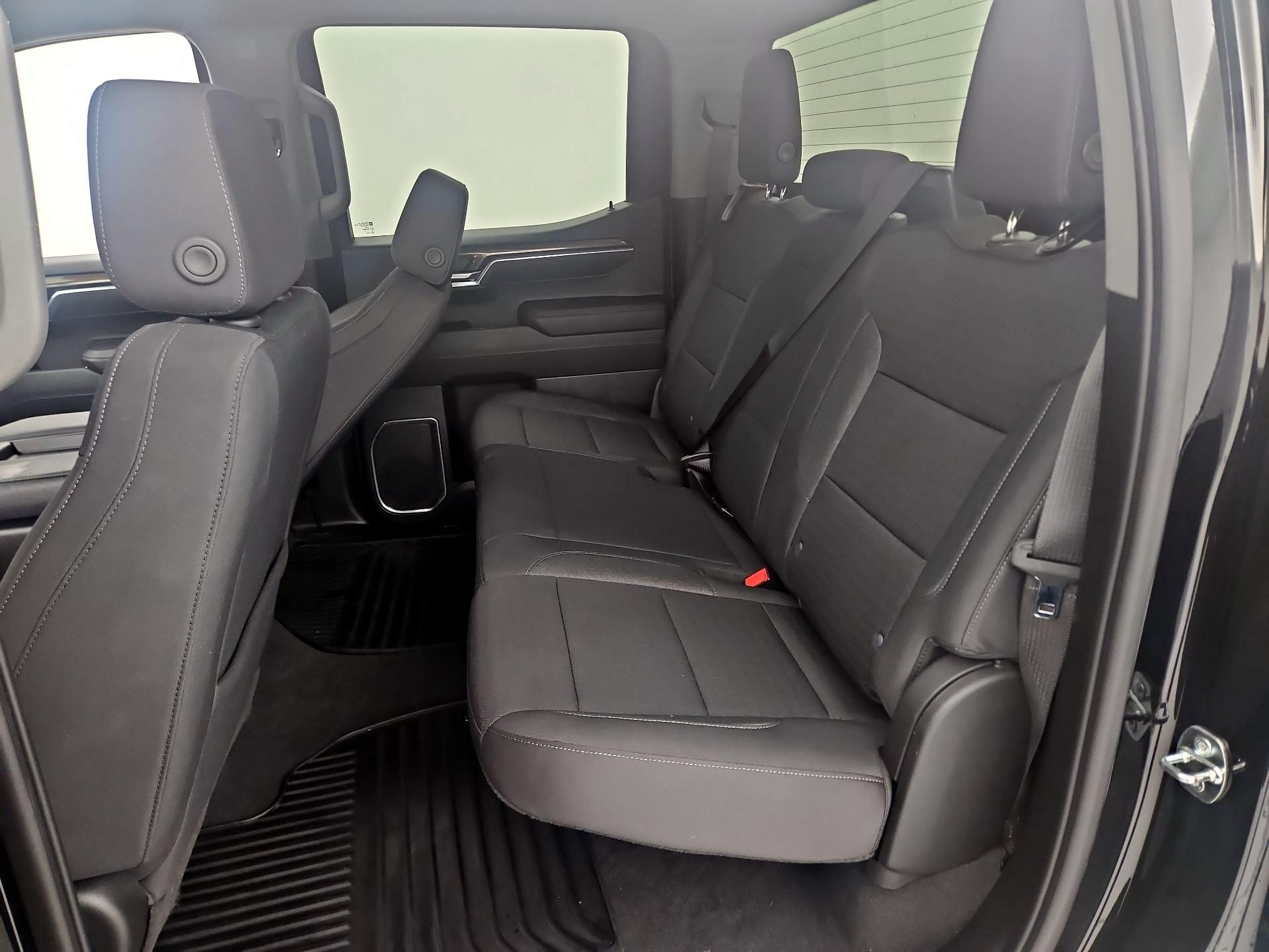 Thumbnail: 2023 Chevrolet Silverado 1500 - 20