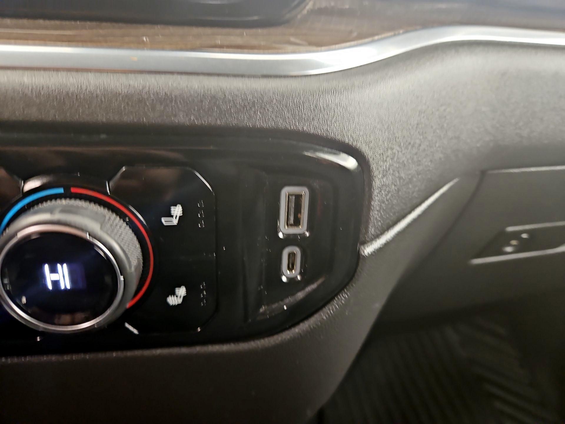 Thumbnail: 2023 Chevrolet Silverado 1500 - 19