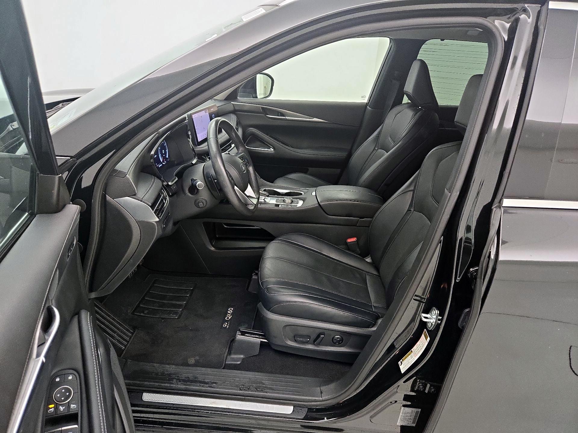 Thumbnail: 2023 INFINITI QX60 - 11