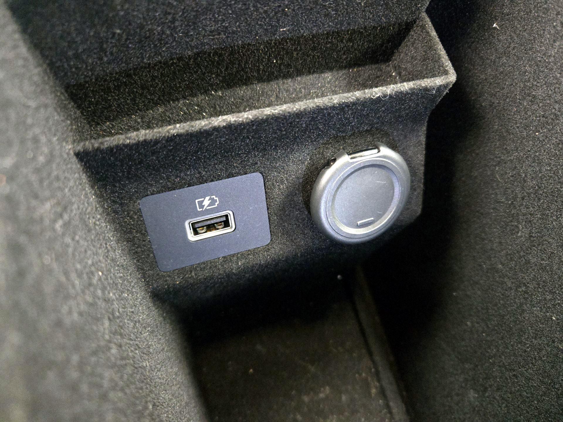 Thumbnail: 2023 INFINITI QX60 - 19