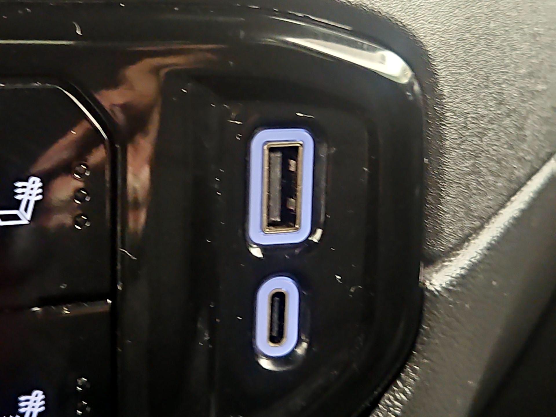 Thumbnail: 2023 Chevrolet Silverado 1500 - 16