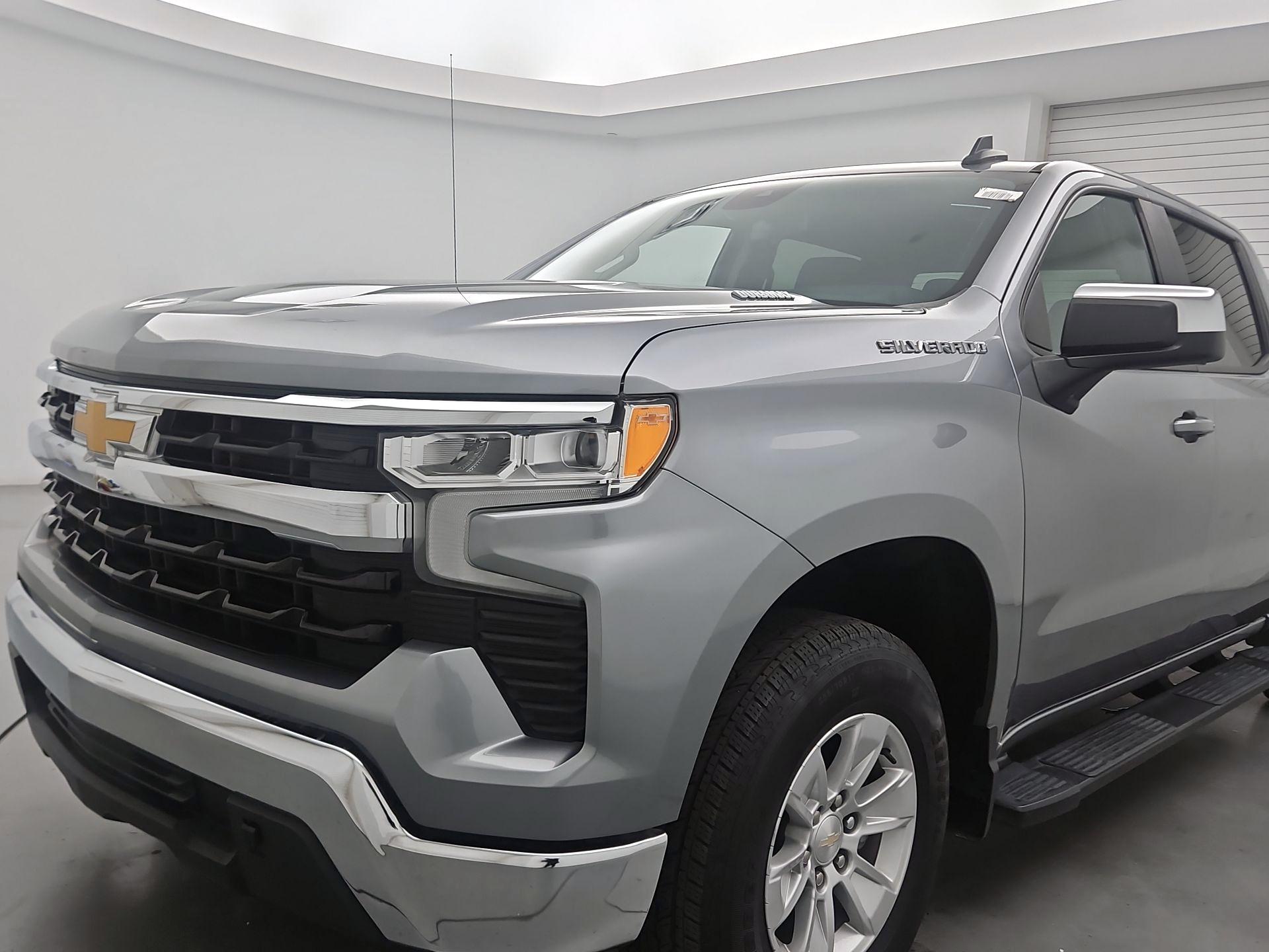 Thumbnail: 2023 Chevrolet Silverado 1500 - 3