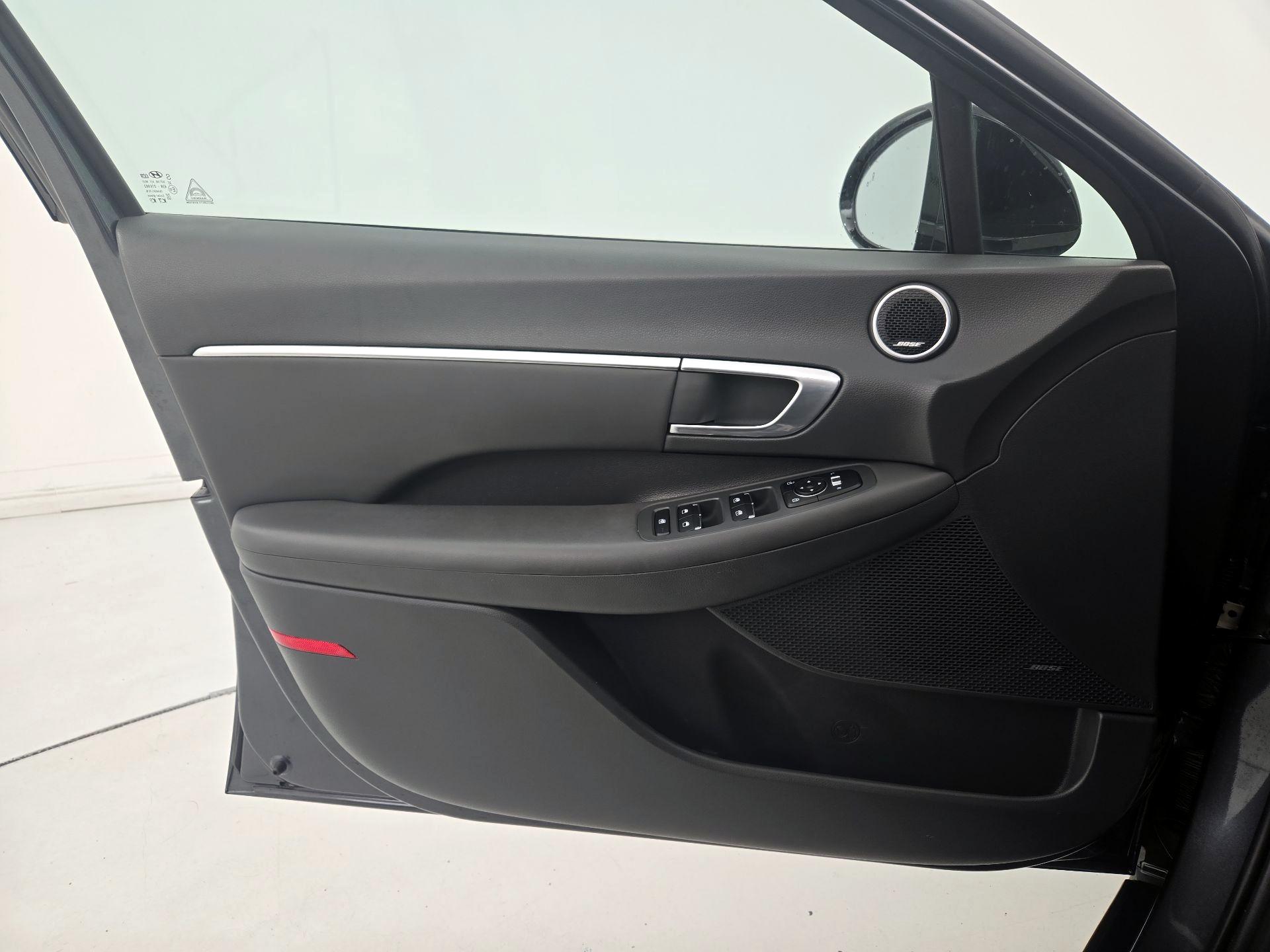 Thumbnail: 2023 Hyundai Sonata - 12