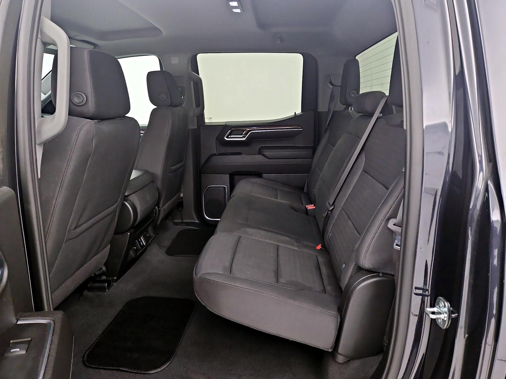 Thumbnail: 2023 Chevrolet Silverado 1500 - 20