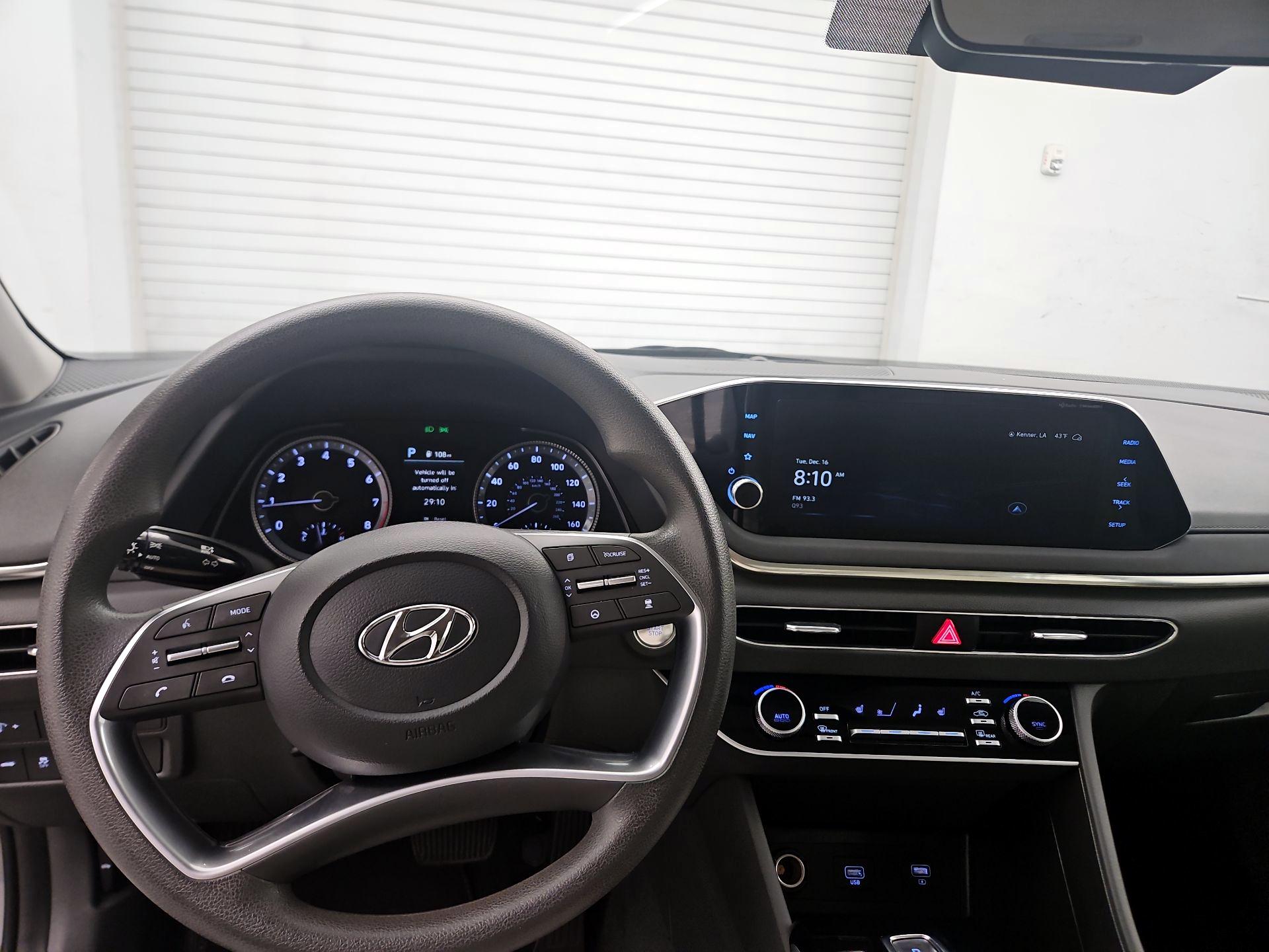 Thumbnail: 2023 Hyundai Sonata - 10