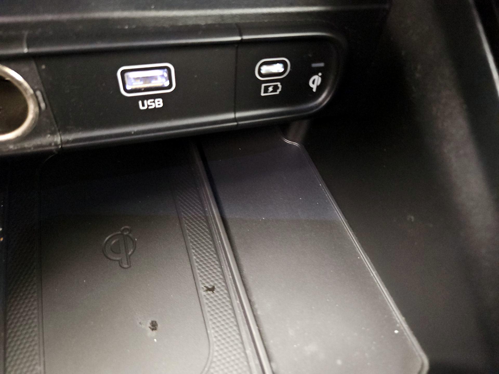 Thumbnail: 2023 Kia Telluride - 19