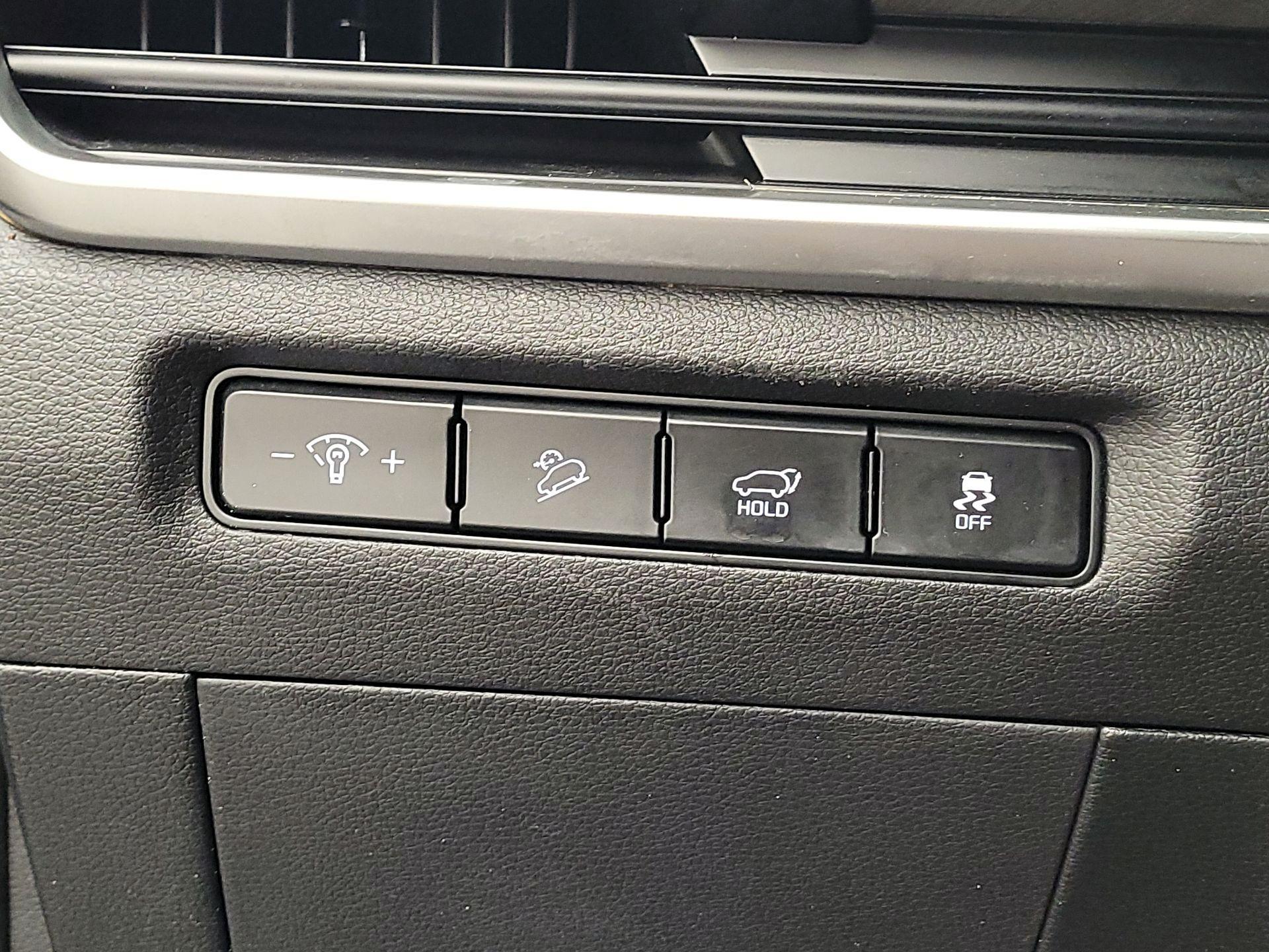 Thumbnail: 2023 Kia Telluride - 13