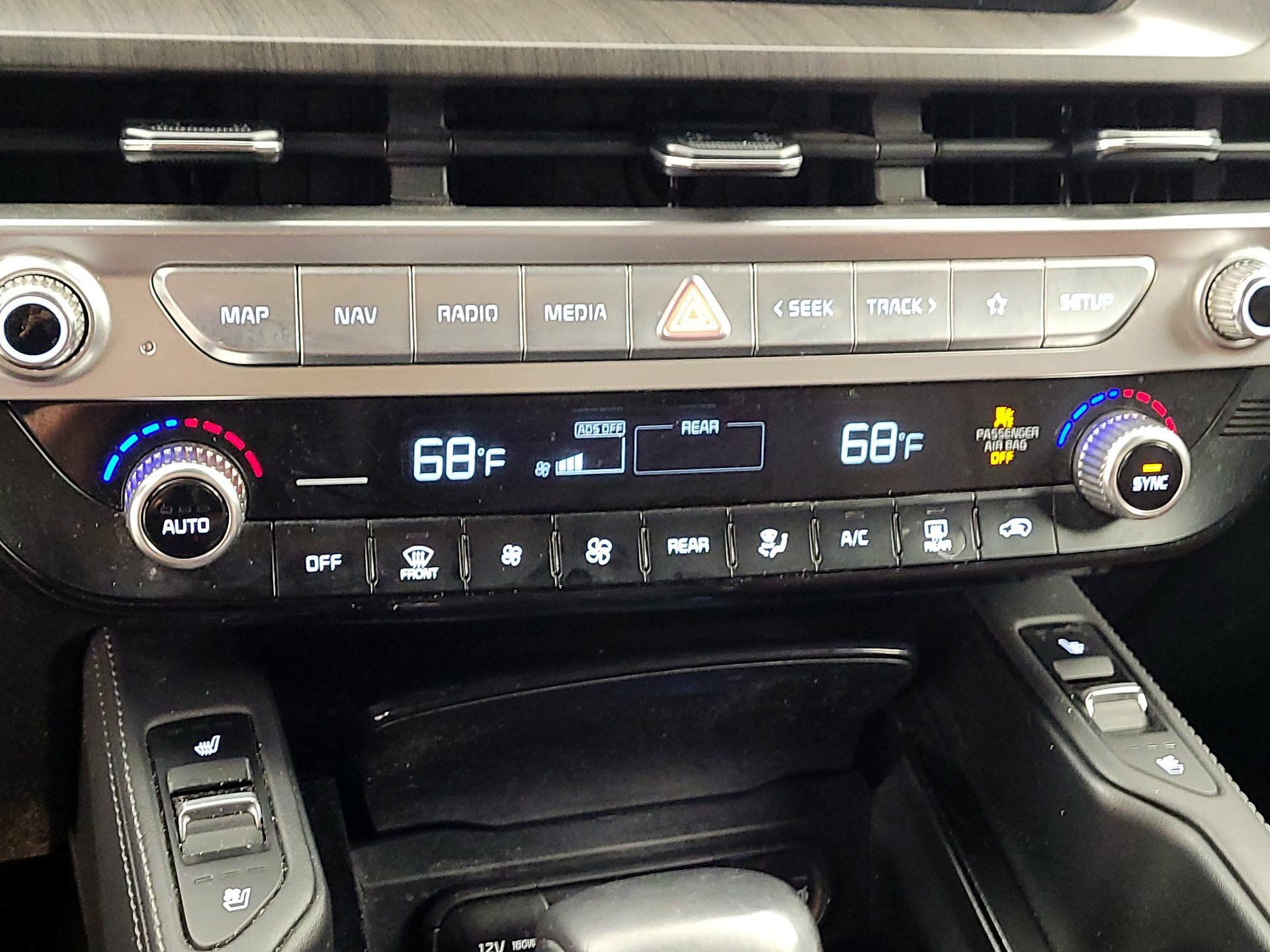 Thumbnail: 2023 Kia Telluride - 16