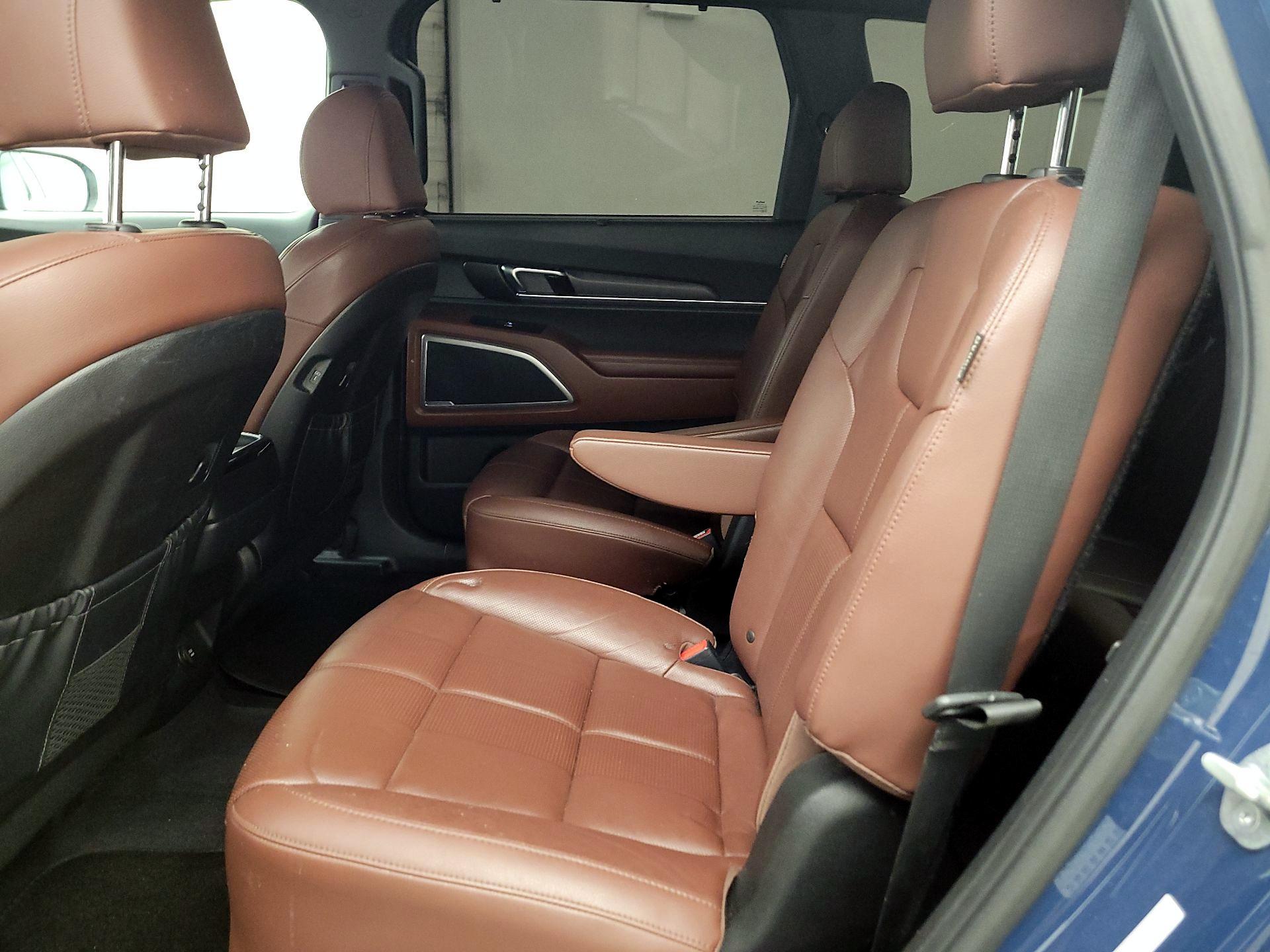 Thumbnail: 2023 Kia Telluride - 19