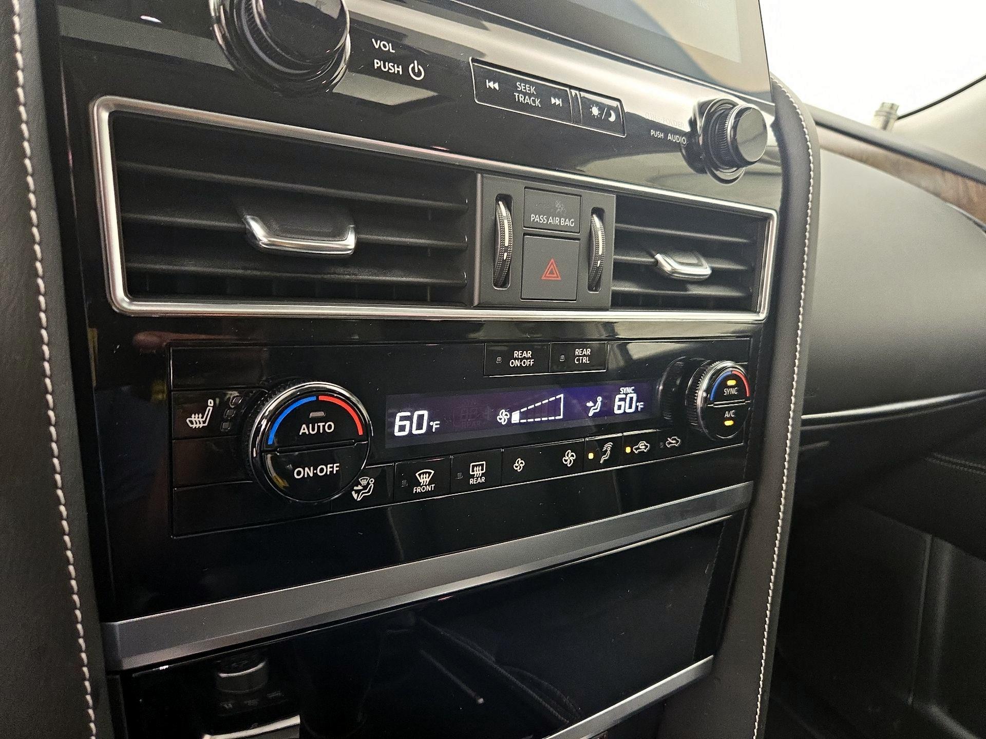 Thumbnail: 2023 INFINITI QX80 - 17