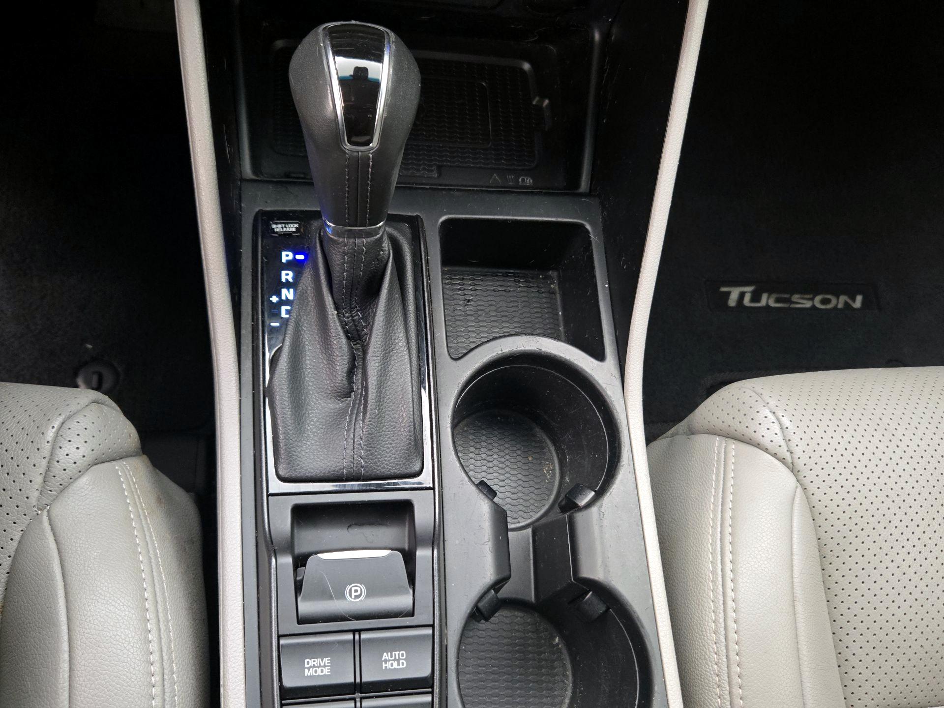 Thumbnail: 2020 Hyundai Tucson - 17