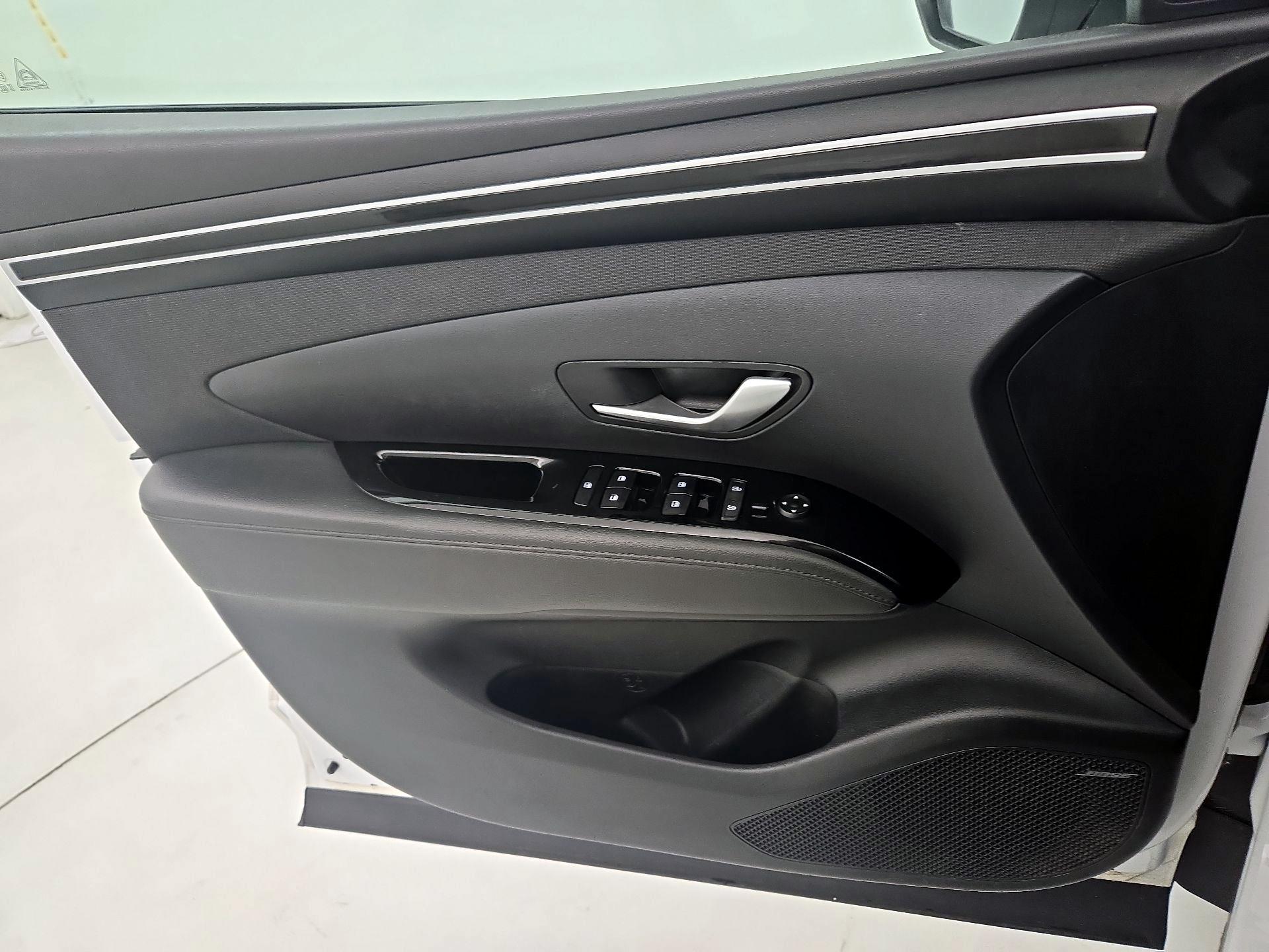 Thumbnail: 2022 Hyundai Tucson - 12