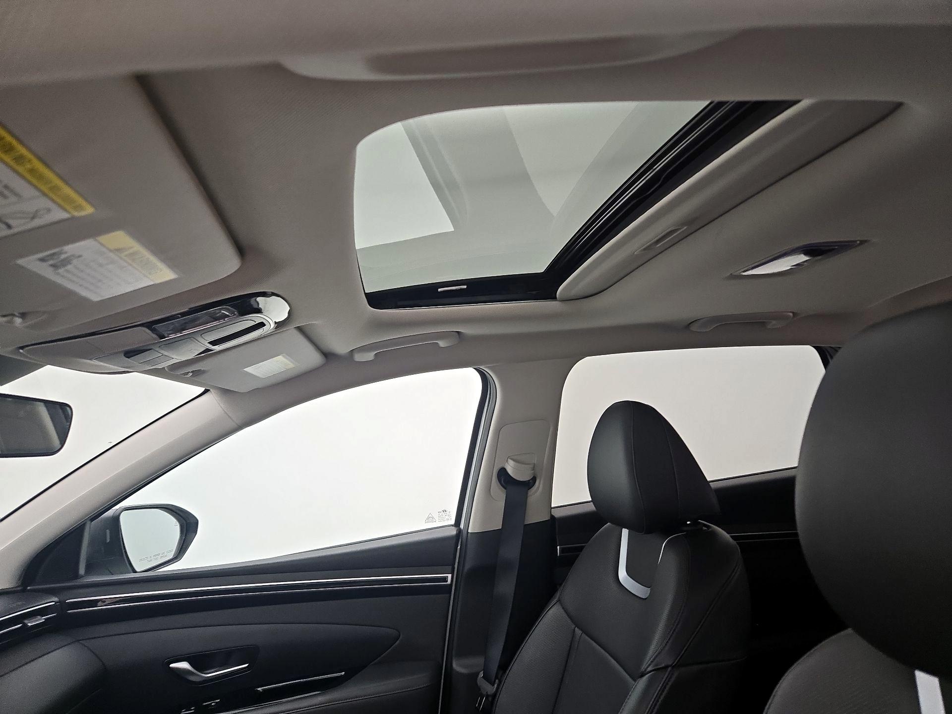 Thumbnail: 2022 Hyundai Tucson - 19