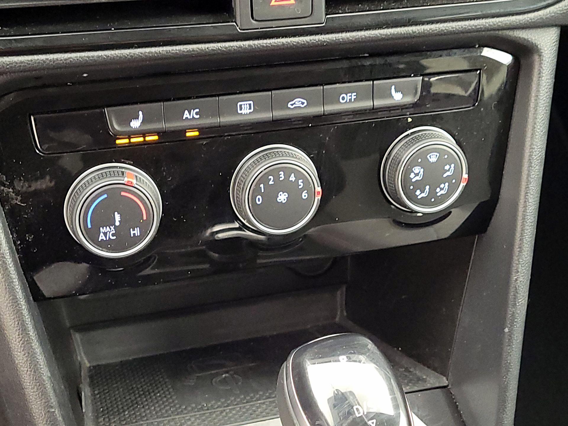 Thumbnail: 2023 Volkswagen Taos - 16