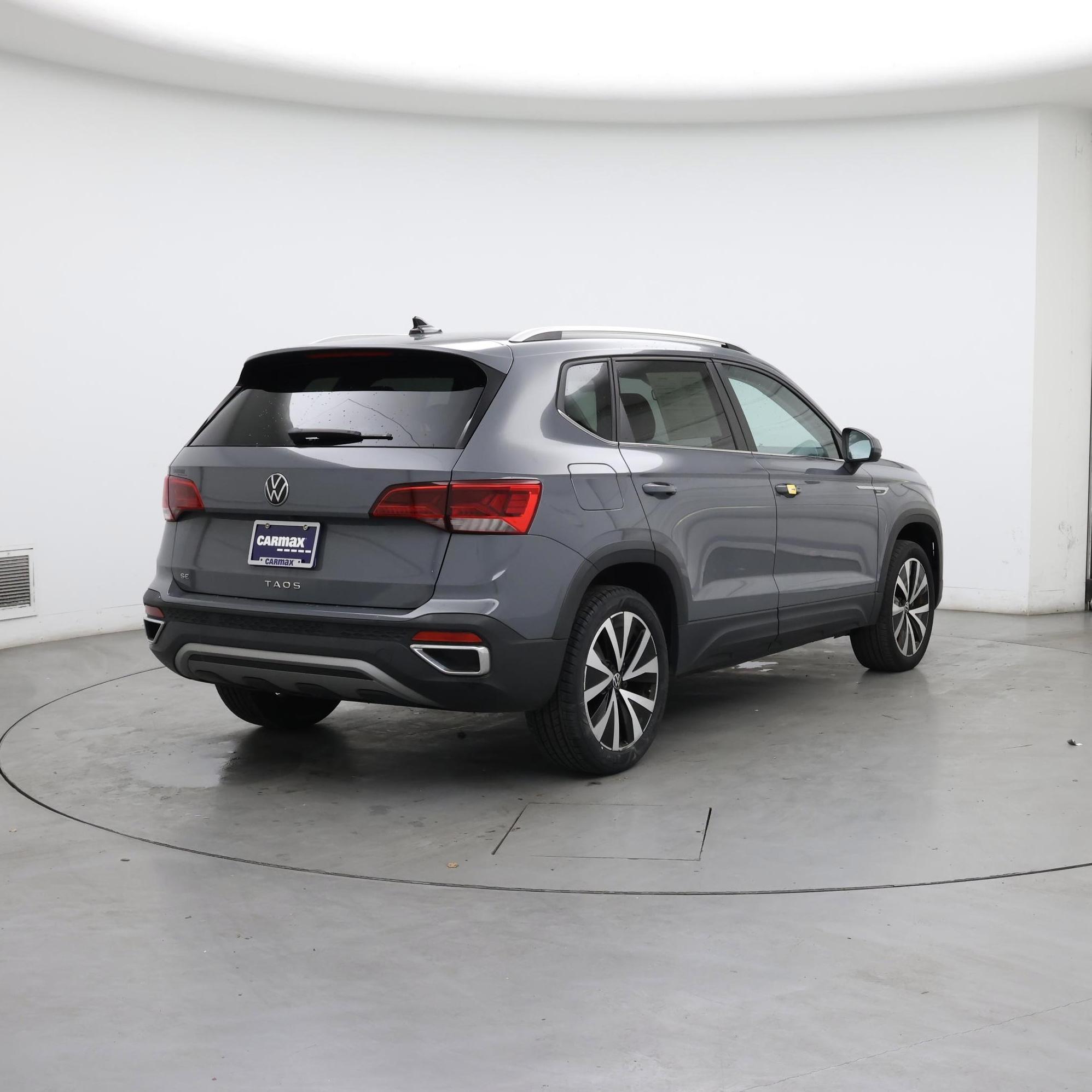 Thumbnail: 2023 Volkswagen Taos - 8