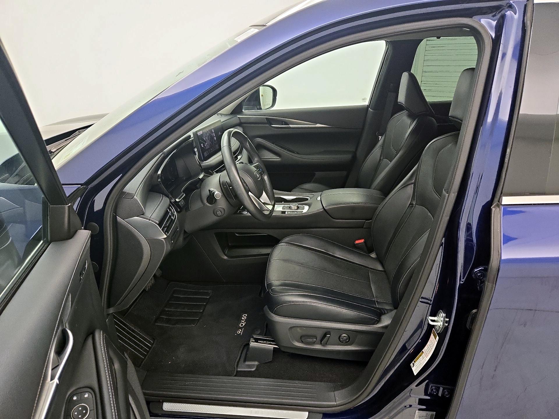 Thumbnail: 2023 INFINITI QX60 - 11