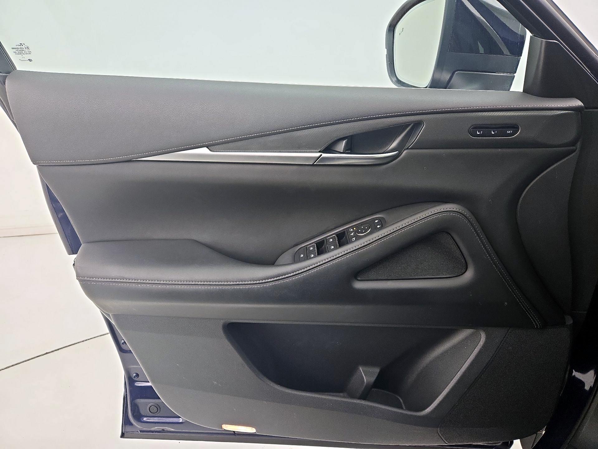 Thumbnail: 2023 INFINITI QX60 - 12