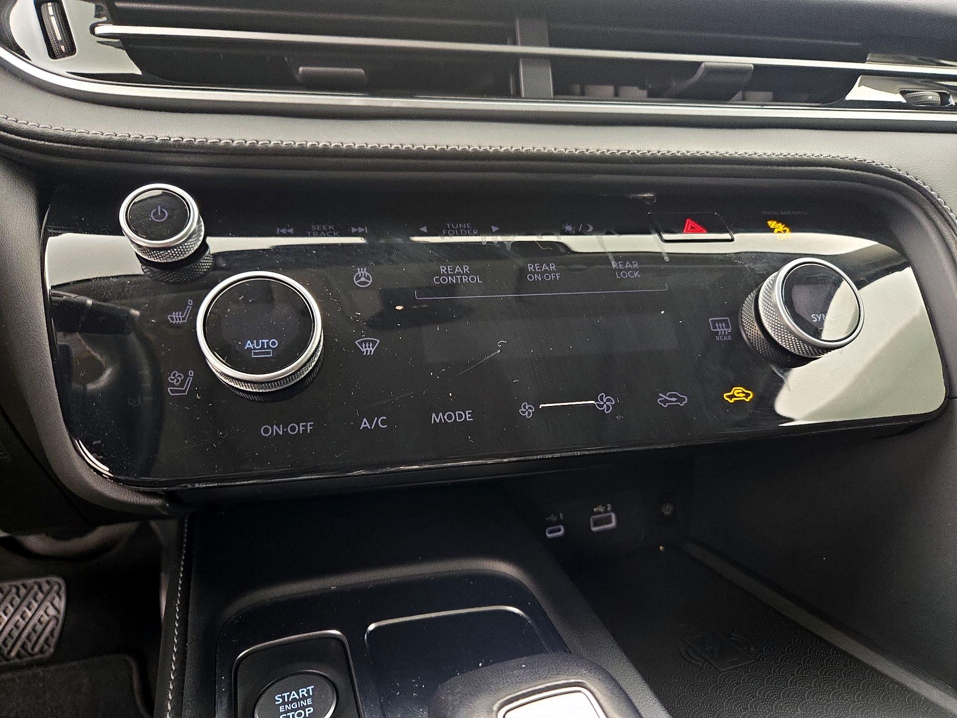 Thumbnail: 2023 INFINITI QX60 - 17