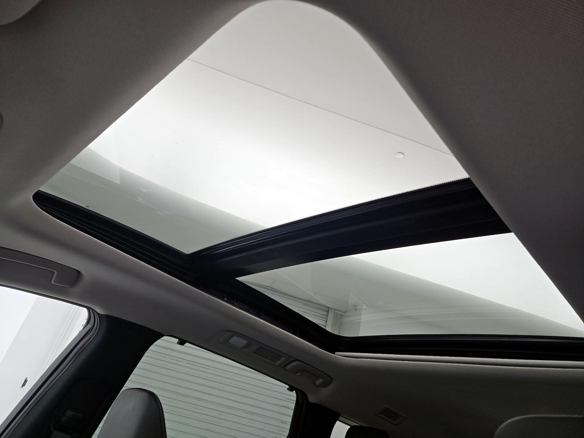 Thumbnail: 2023 INFINITI QX60 - 20