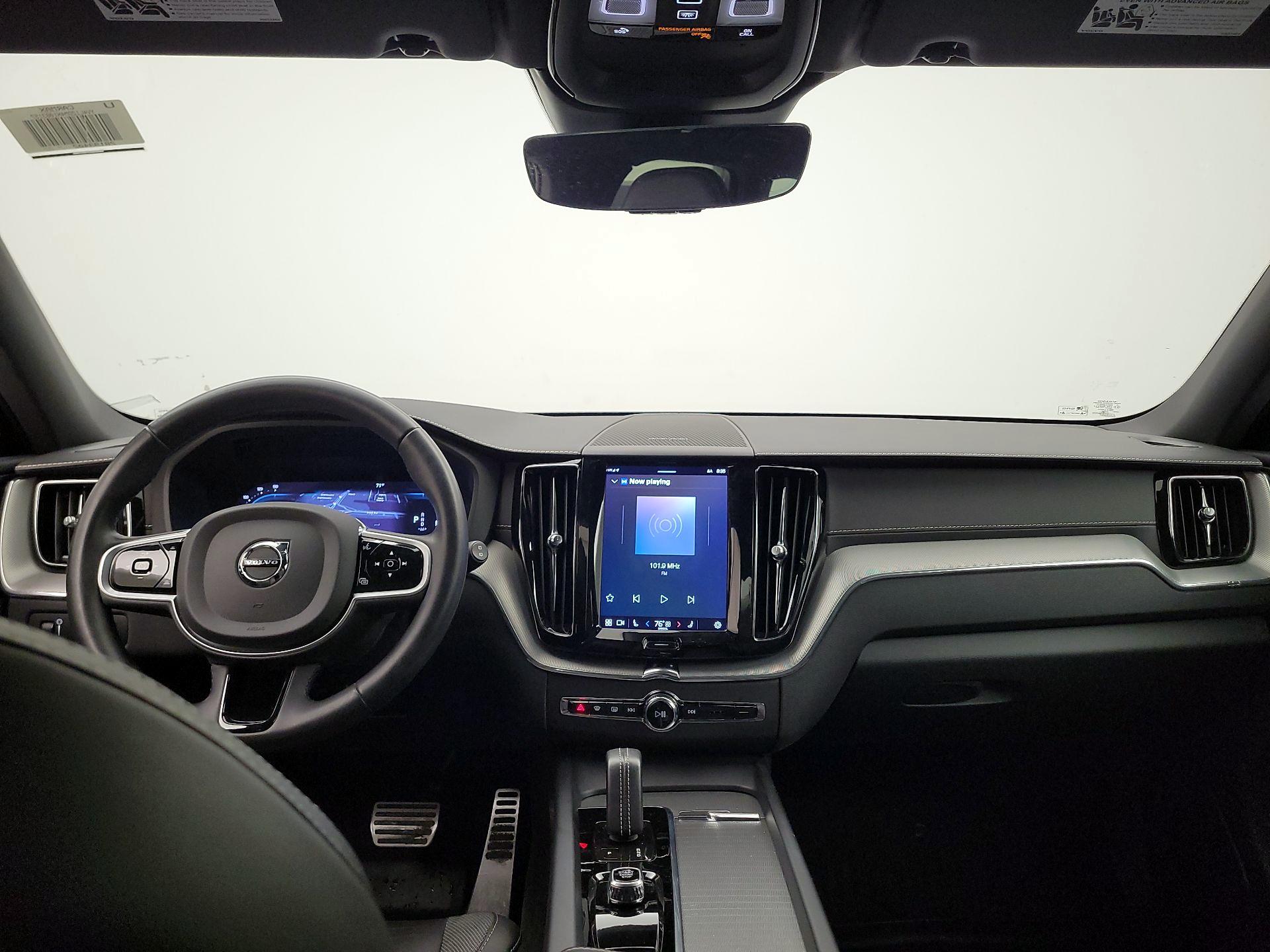 Thumbnail: 2022 Volvo XC60 - 9