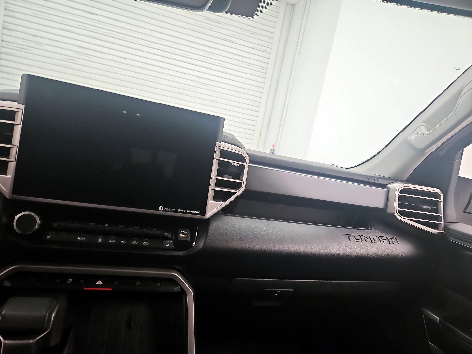 Thumbnail: 2023 Toyota Tundra - 9