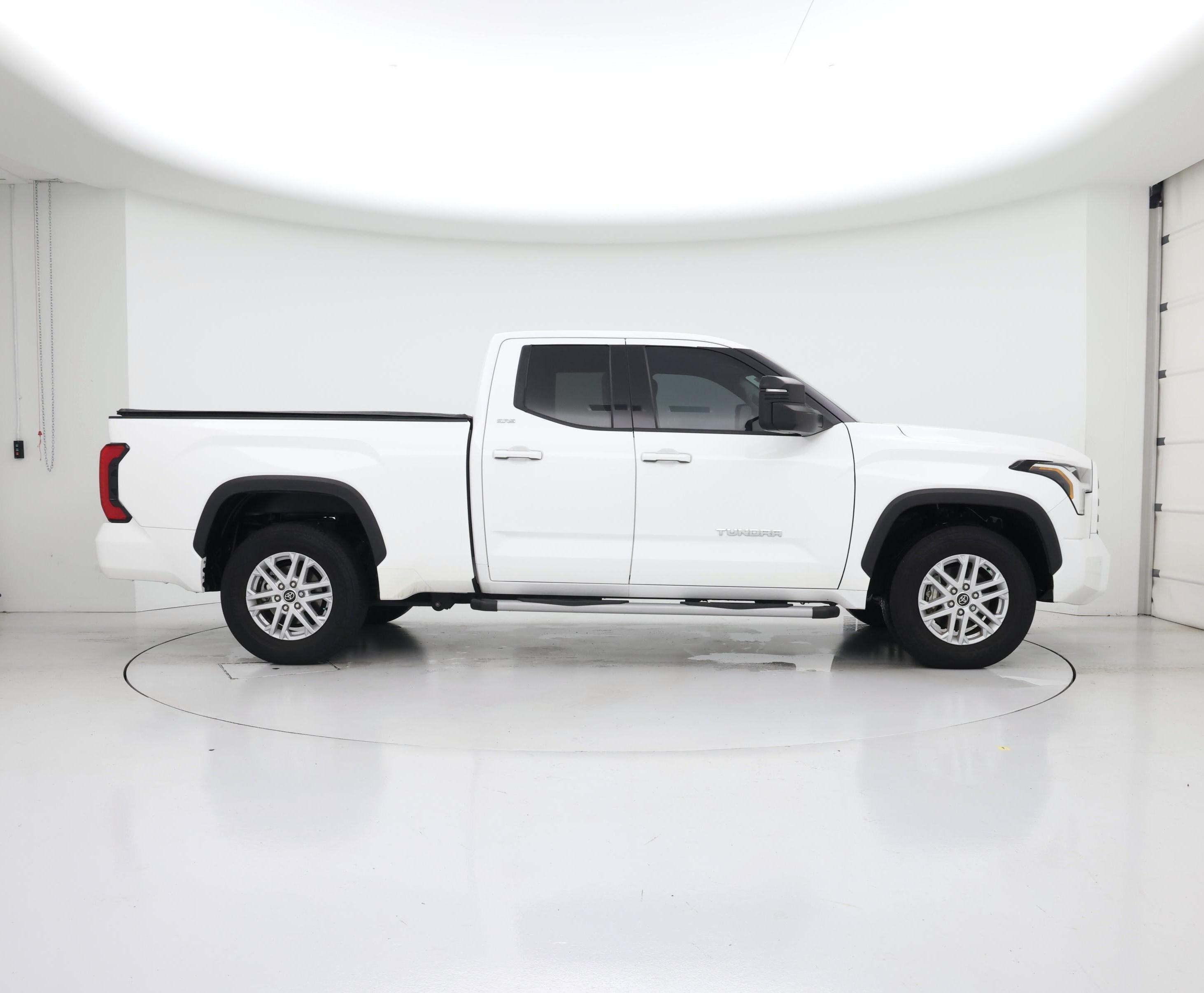 Thumbnail: 2023 Toyota Tundra - 7