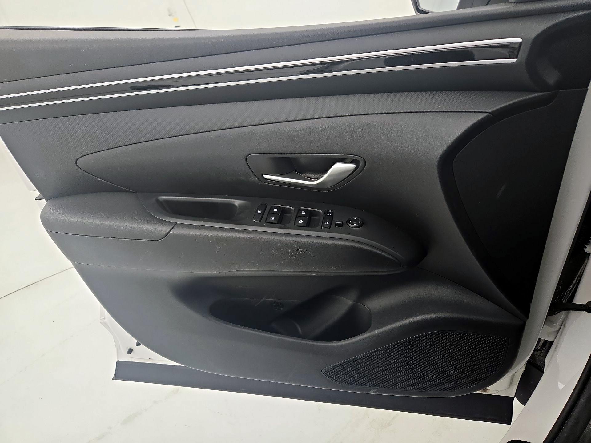 Thumbnail: 2024 Hyundai Tucson - 12