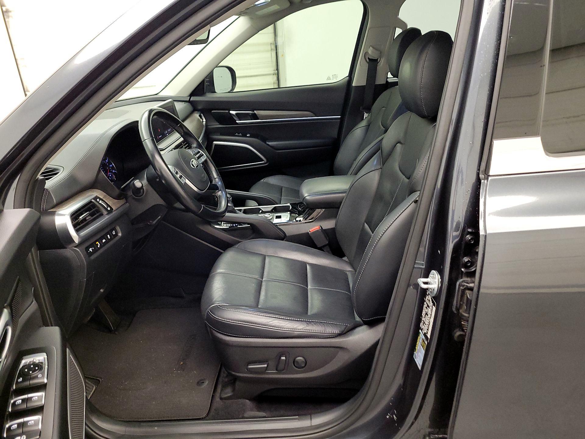 Thumbnail: 2020 Kia Telluride - 11