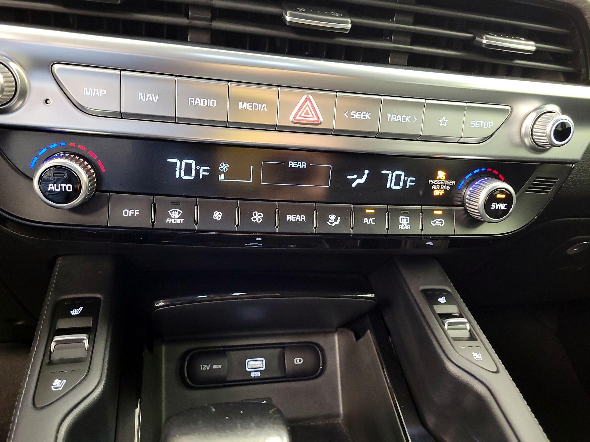 Thumbnail: 2020 Kia Telluride - 14