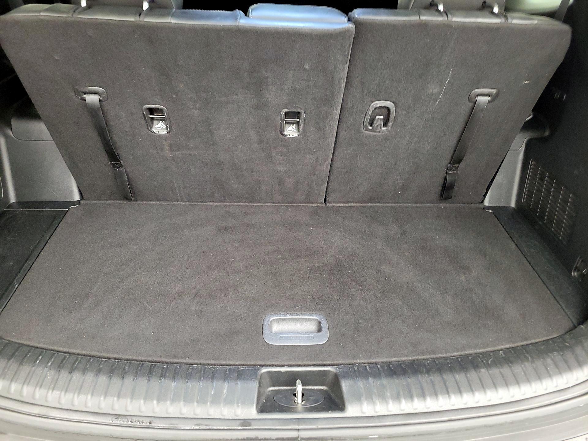 Thumbnail: 2020 Kia Telluride - 16