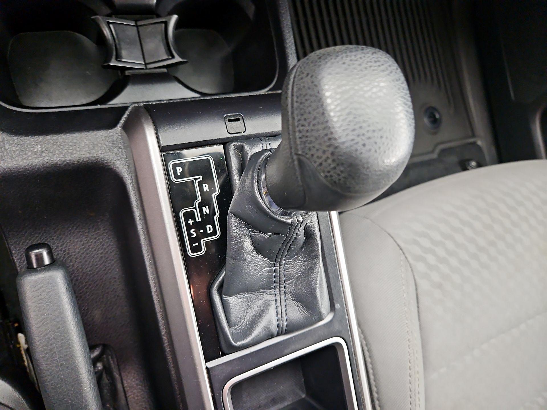 Thumbnail: 2022 Toyota Tacoma - 17