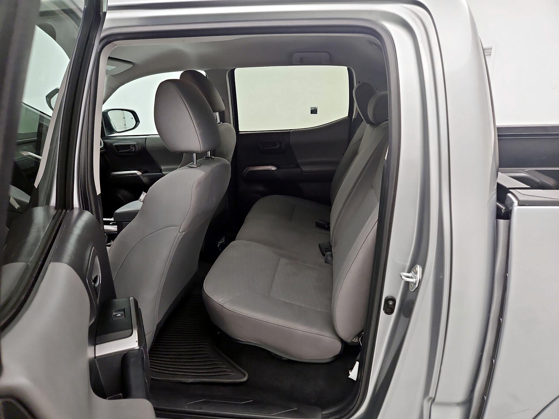 Thumbnail: 2022 Toyota Tacoma - 19