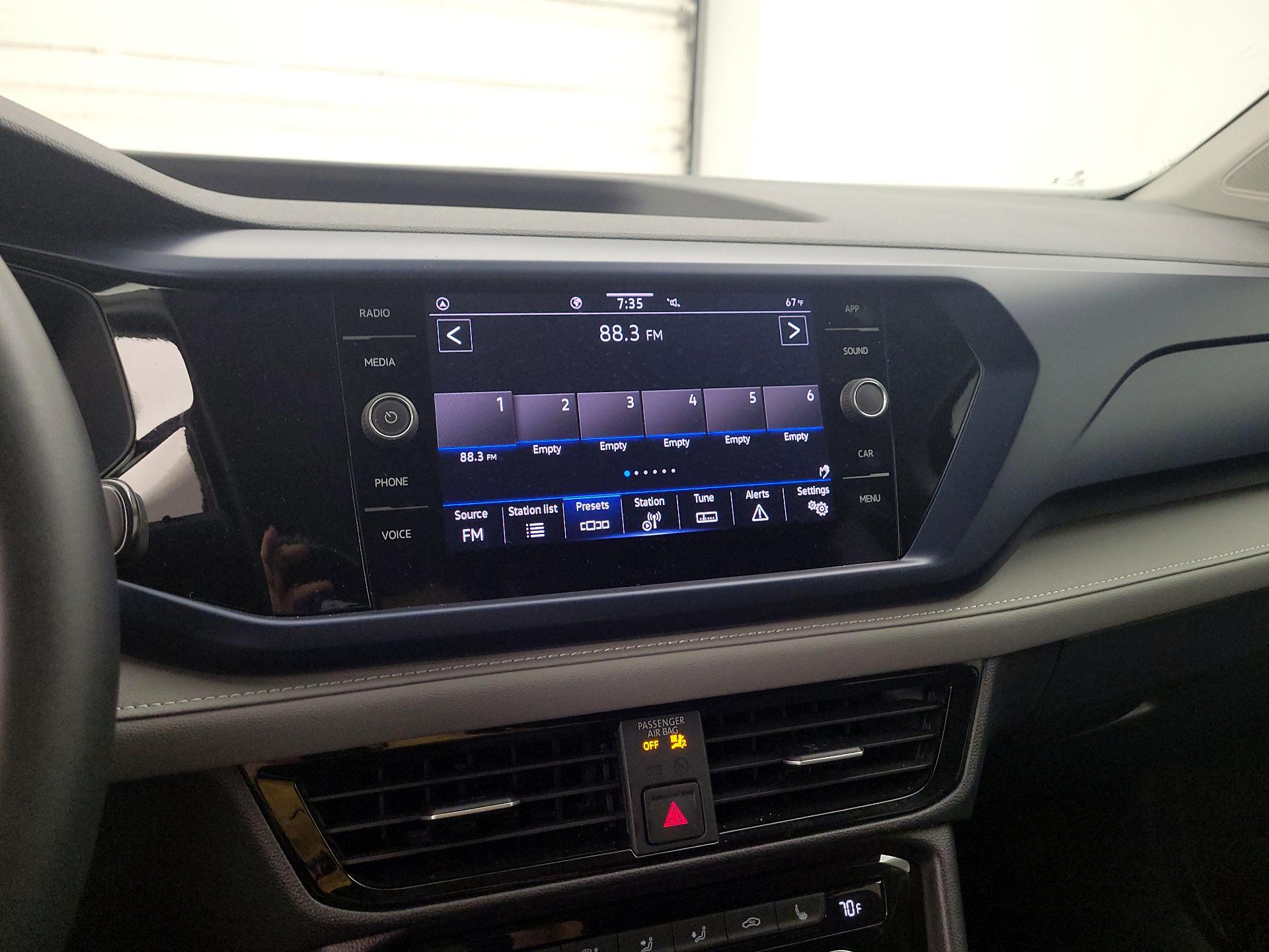 Thumbnail: 2024 Volkswagen Taos - 15