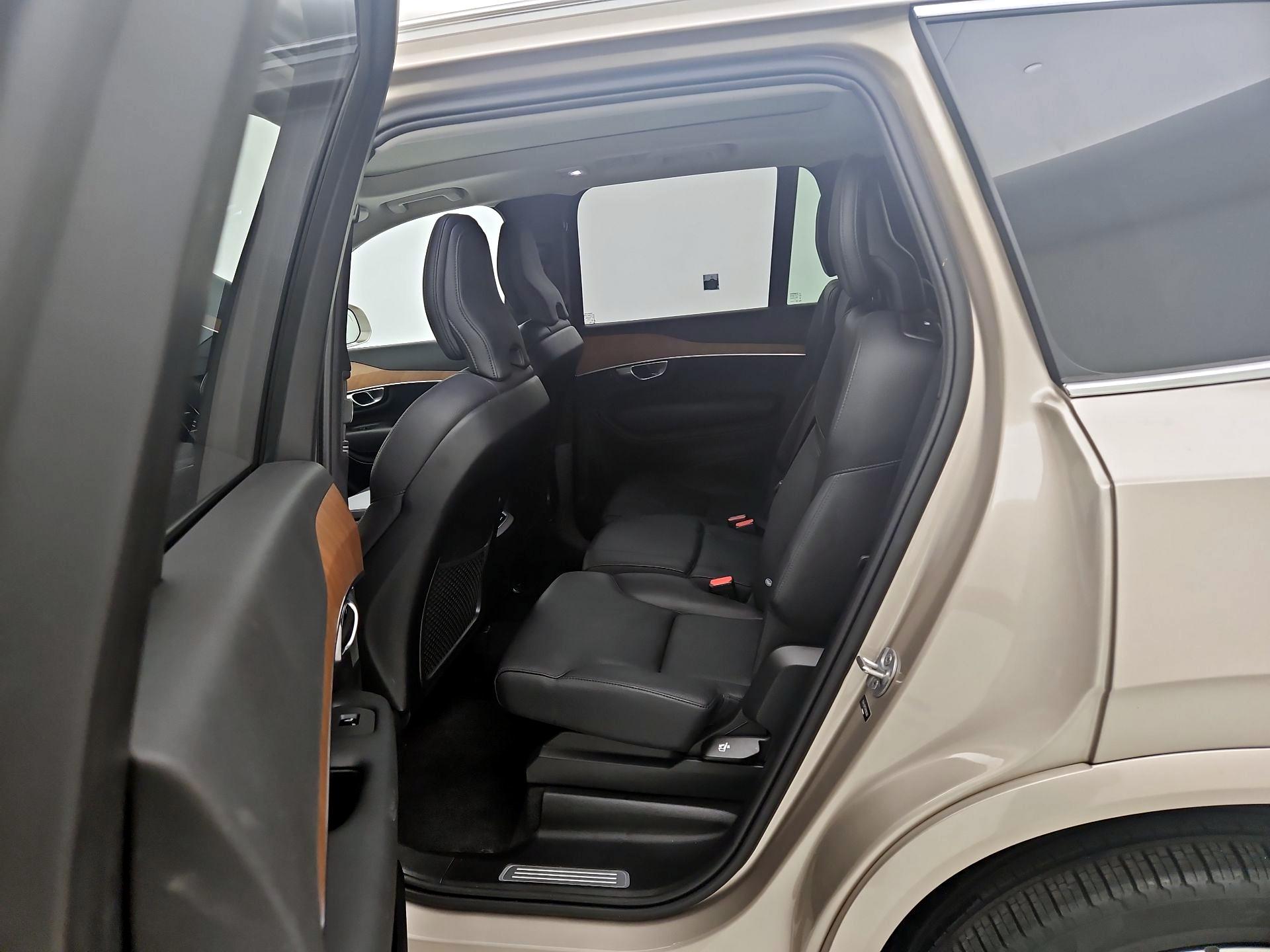 Thumbnail: 2024 Volvo XC90 - 20