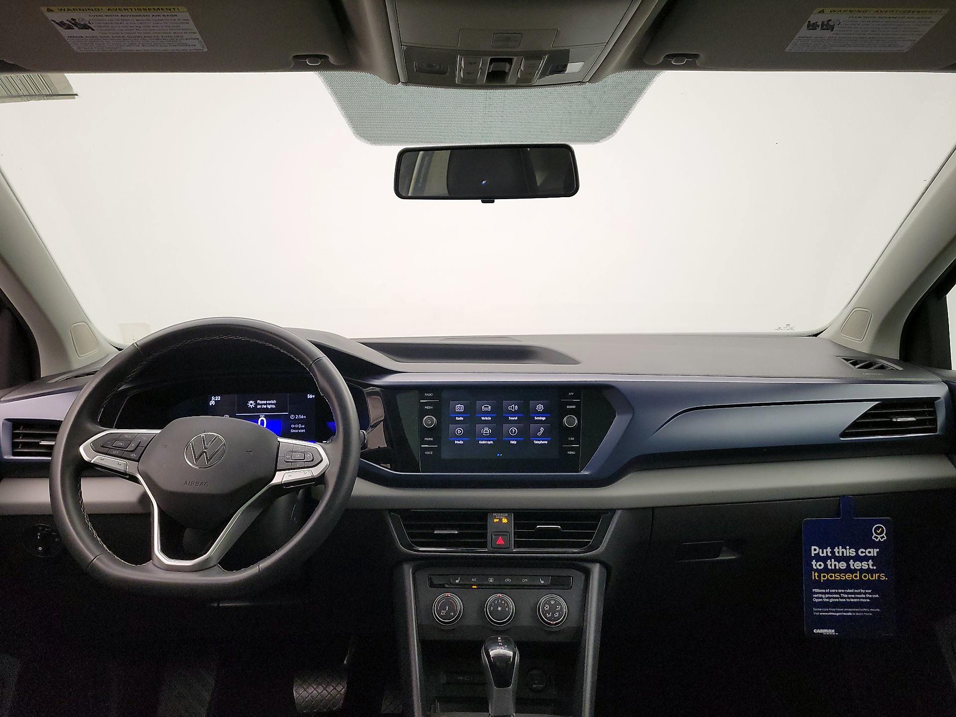 Thumbnail: 2022 Volkswagen Taos - 9