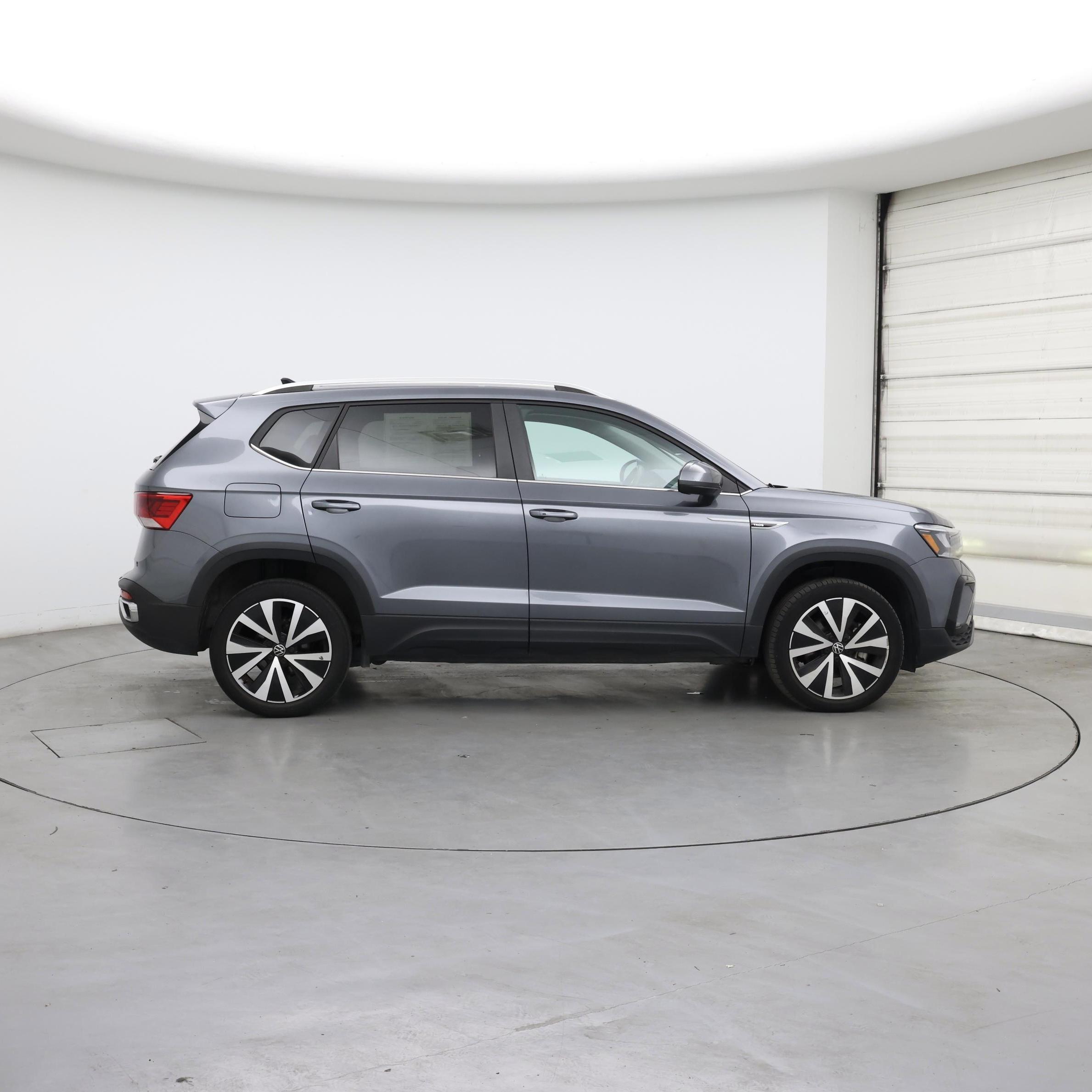 Thumbnail: 2022 Volkswagen Taos - 7