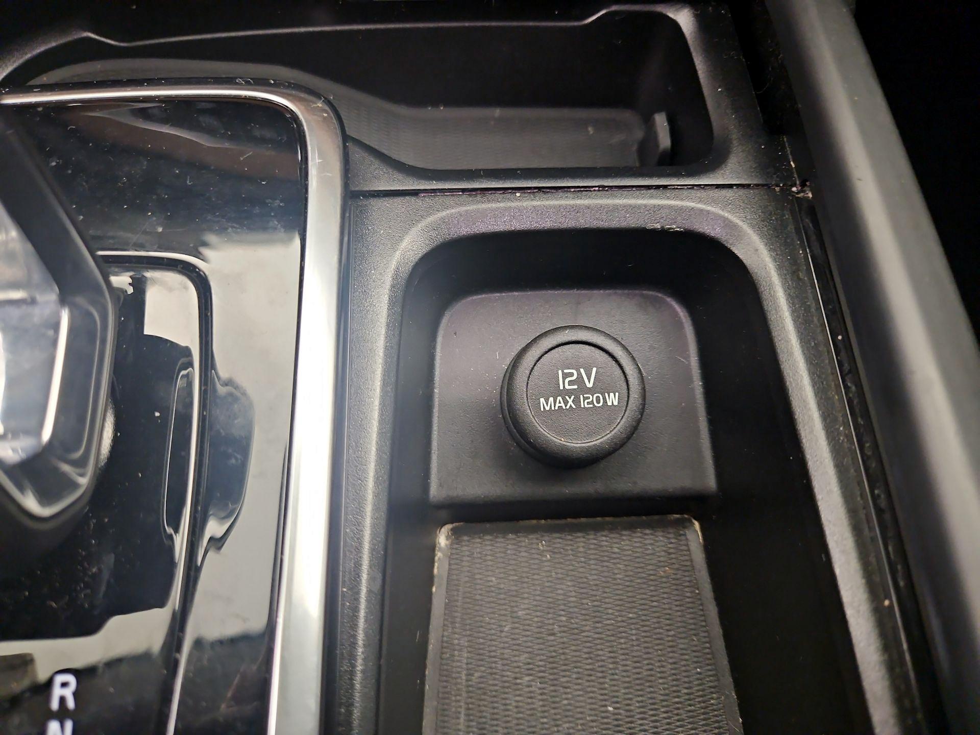 Thumbnail: 2024 Volvo XC90 - 19