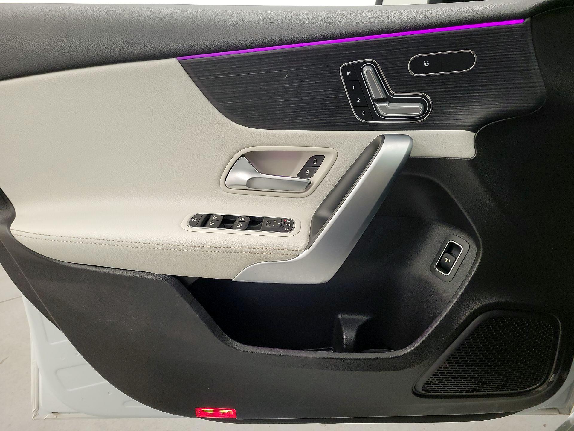 Thumbnail: 2020 Mercedes-Benz A-Class - 12