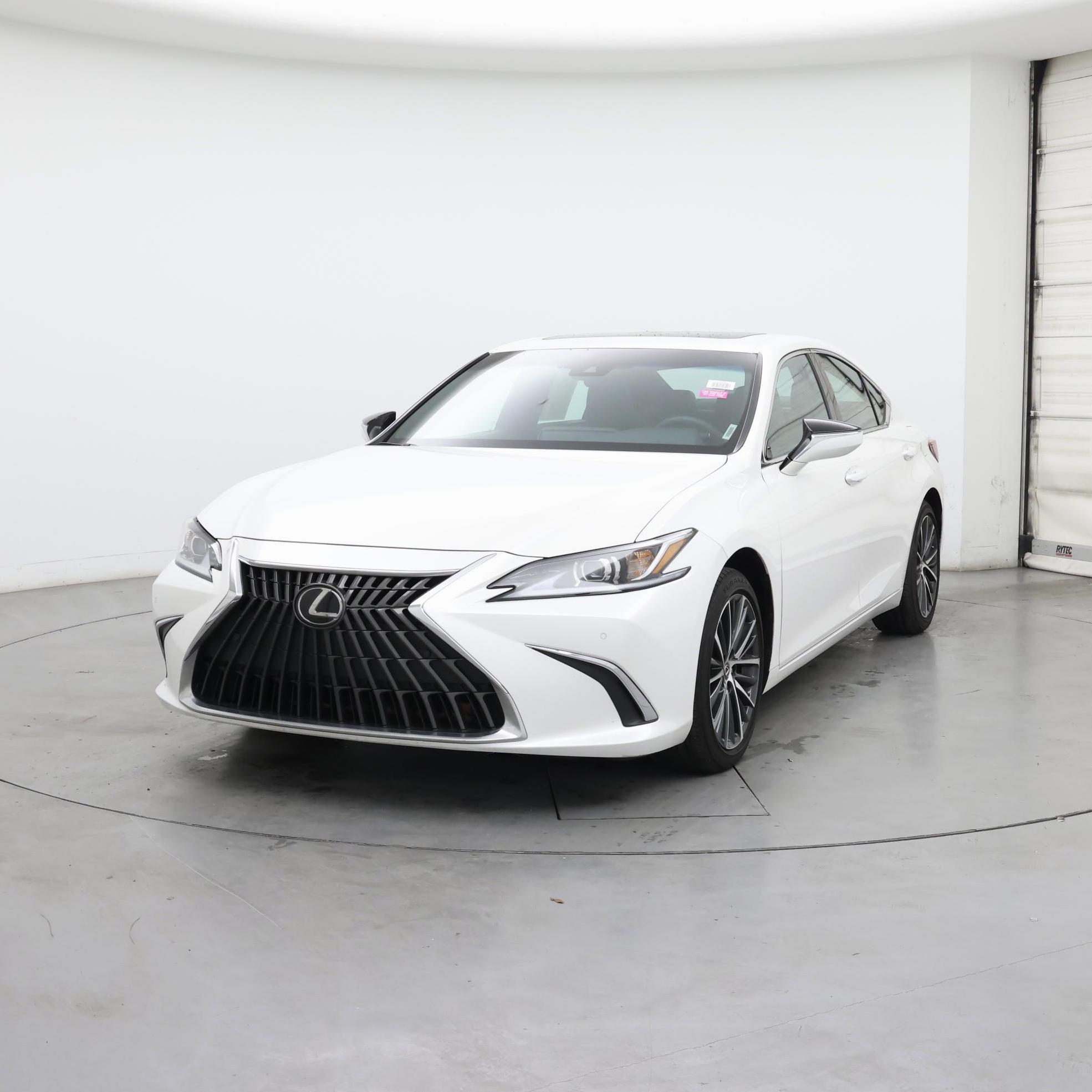 Thumbnail: 2022 Lexus ES - 4