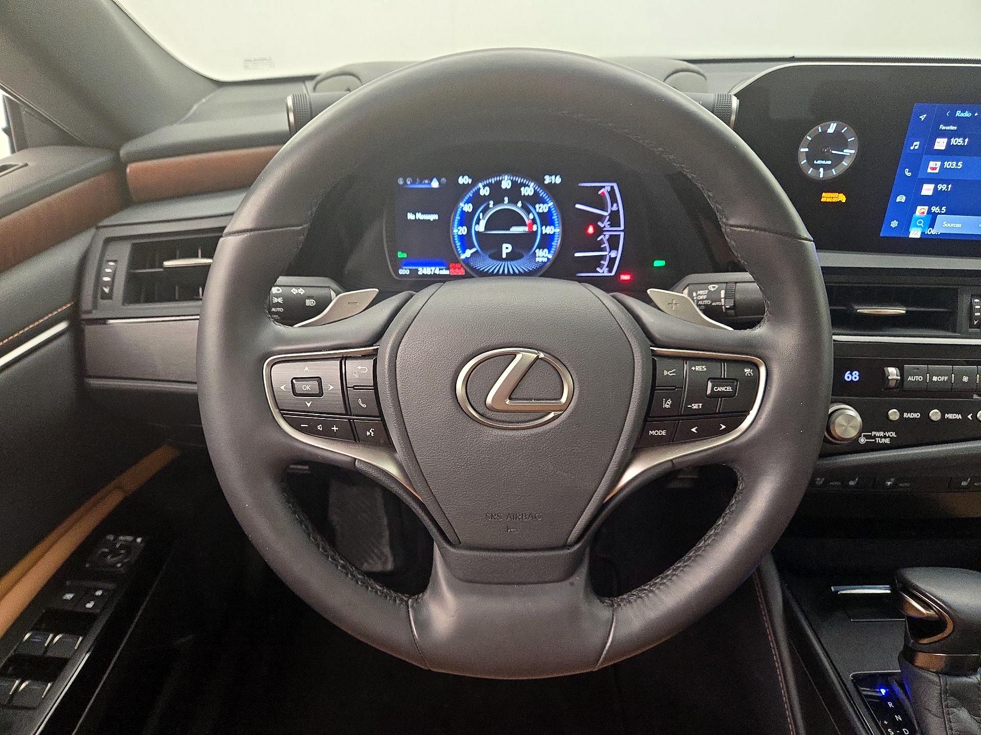 Thumbnail: 2024 Lexus ES - 10